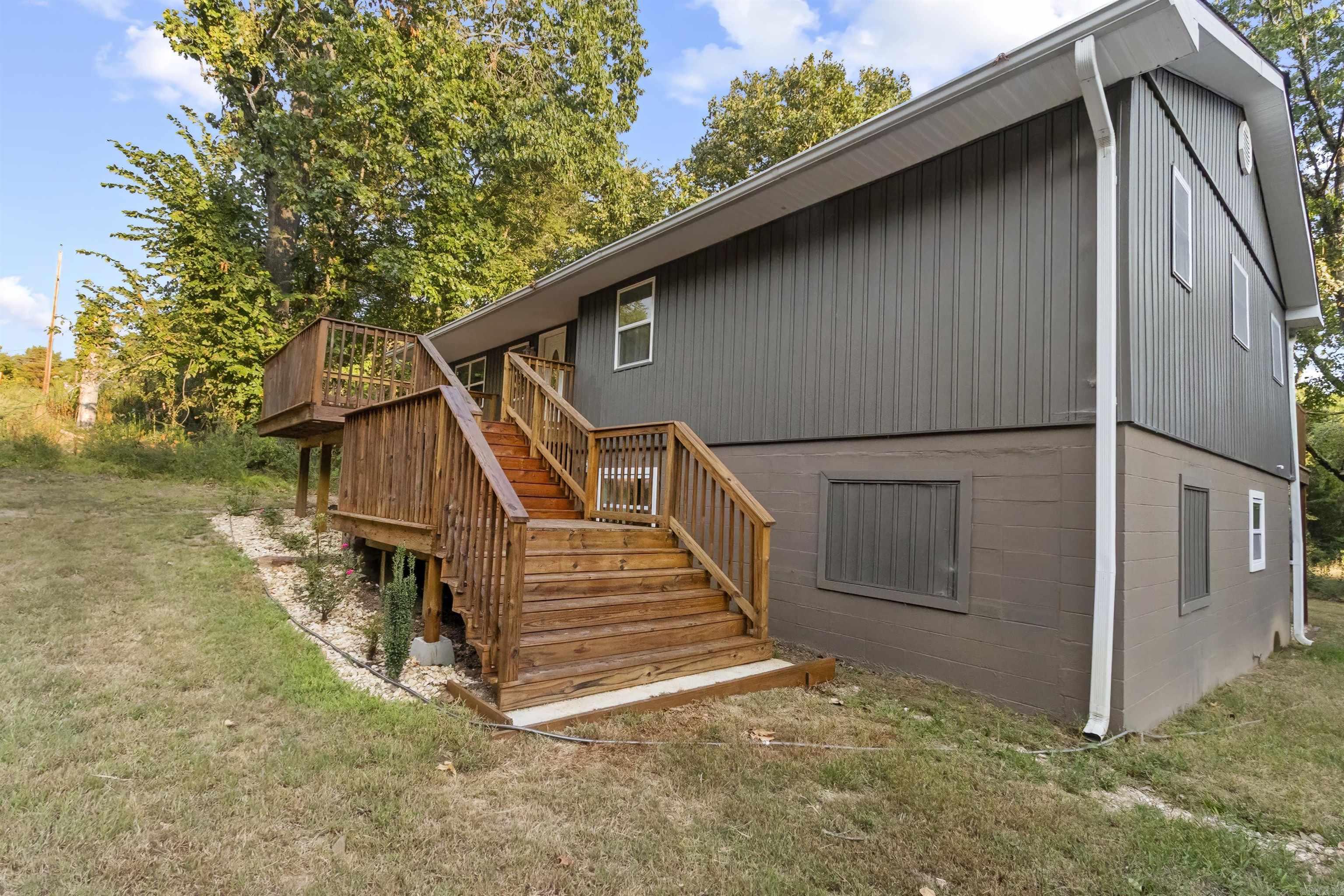 140 Cardinal  Diamond City, AR