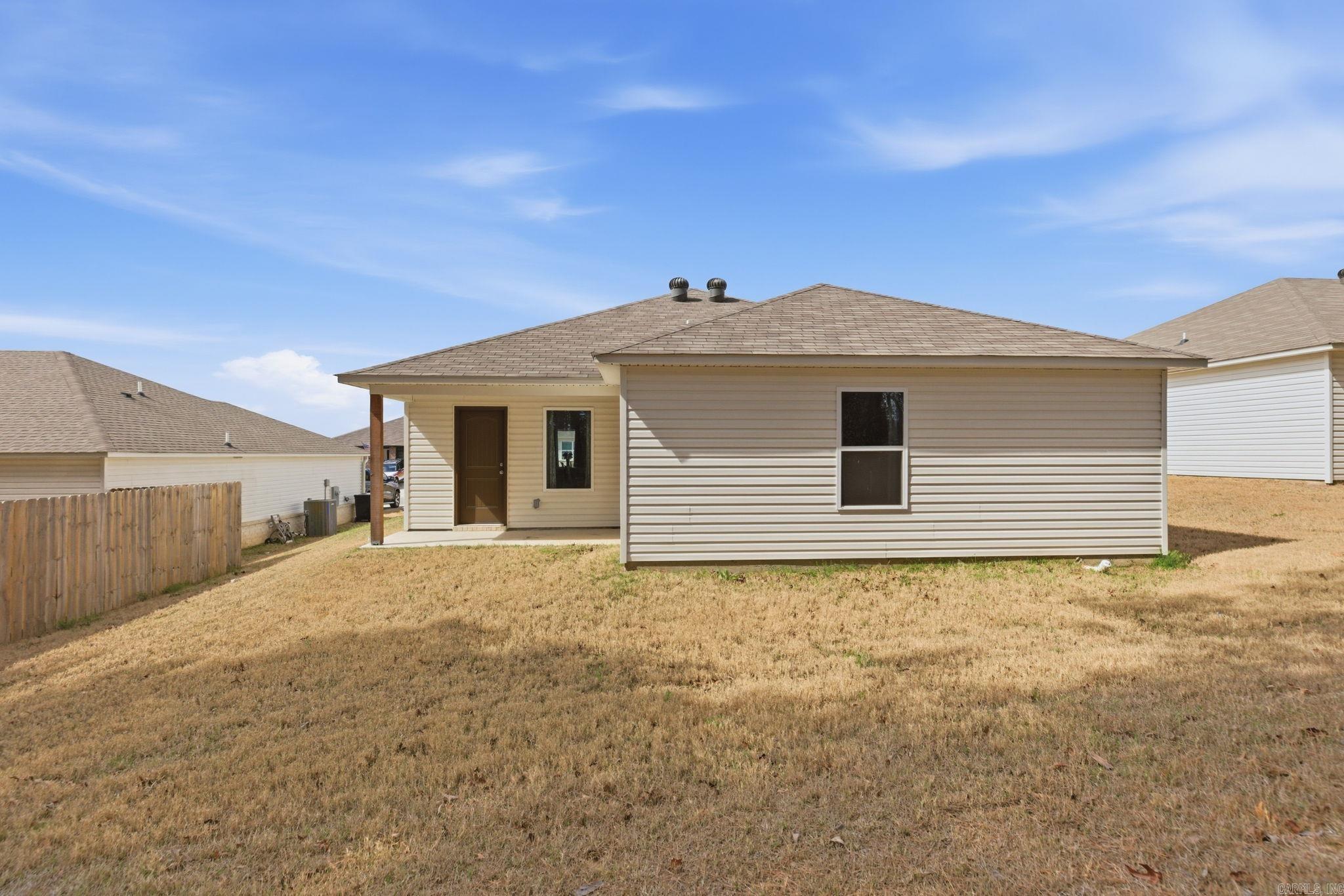 1280 Meadows Dr  Benton, AR