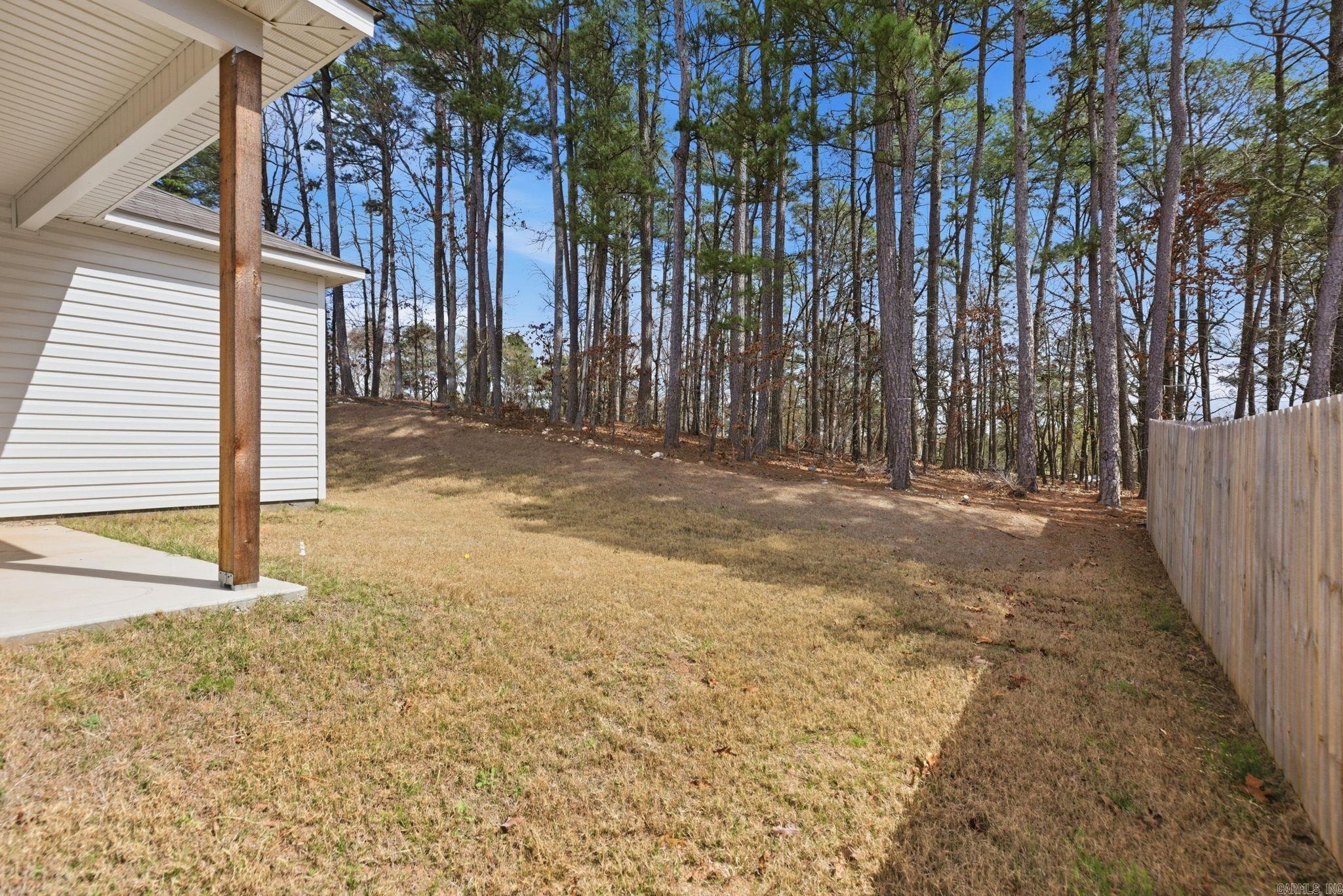 1280 Meadows Dr  Benton, AR