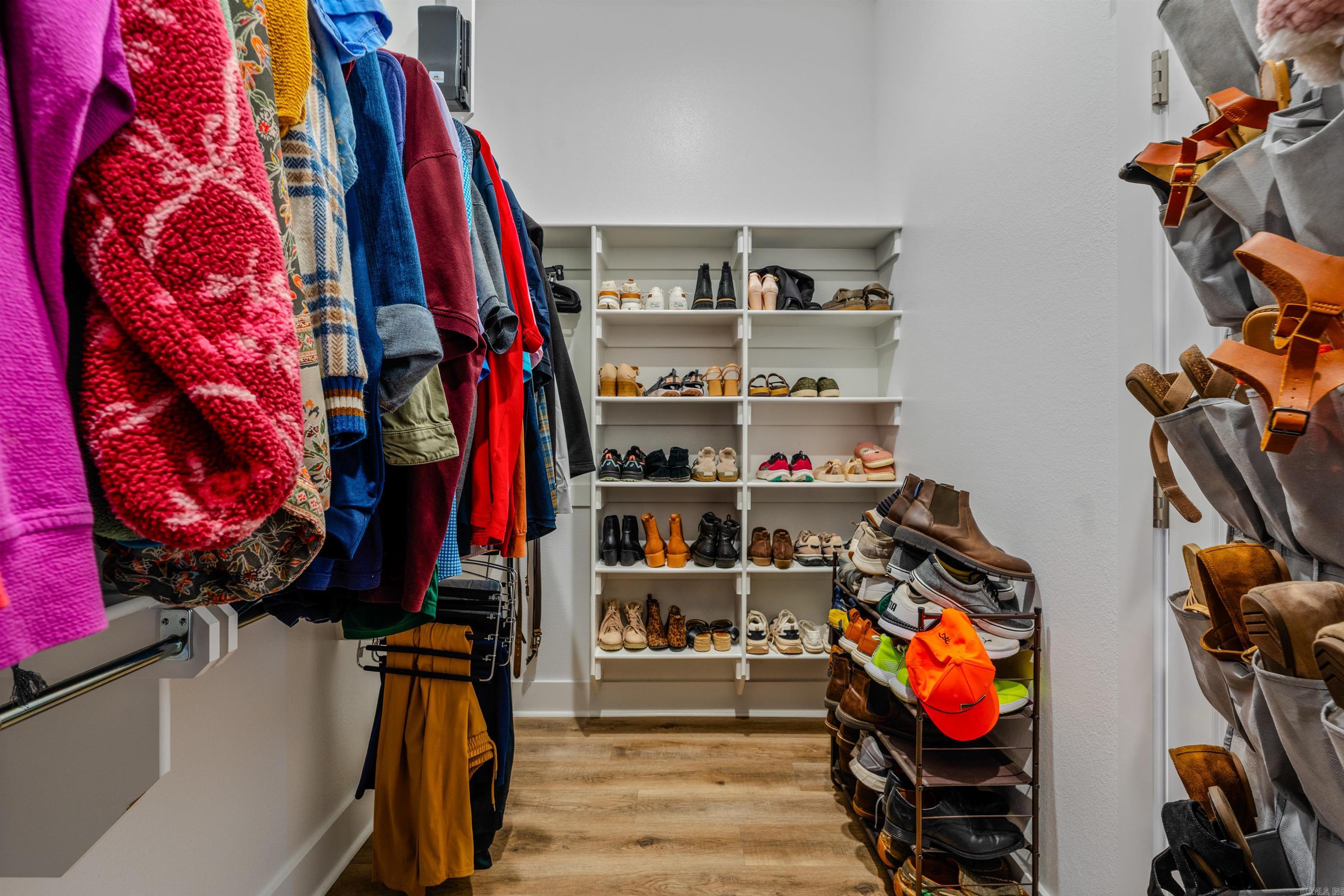 1128 ESSEX  Benton, AR