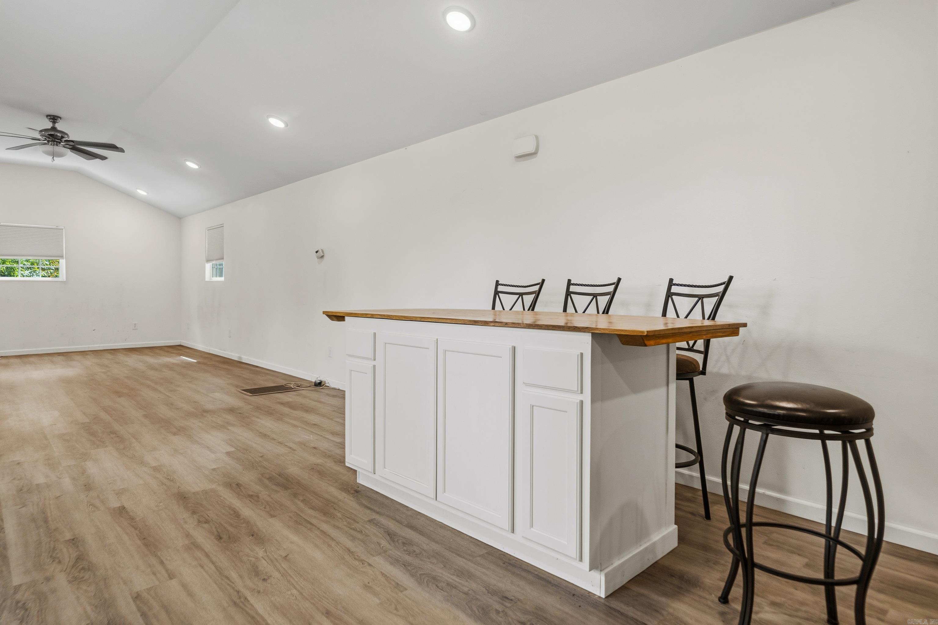 701 Peach  Bismarck, AR