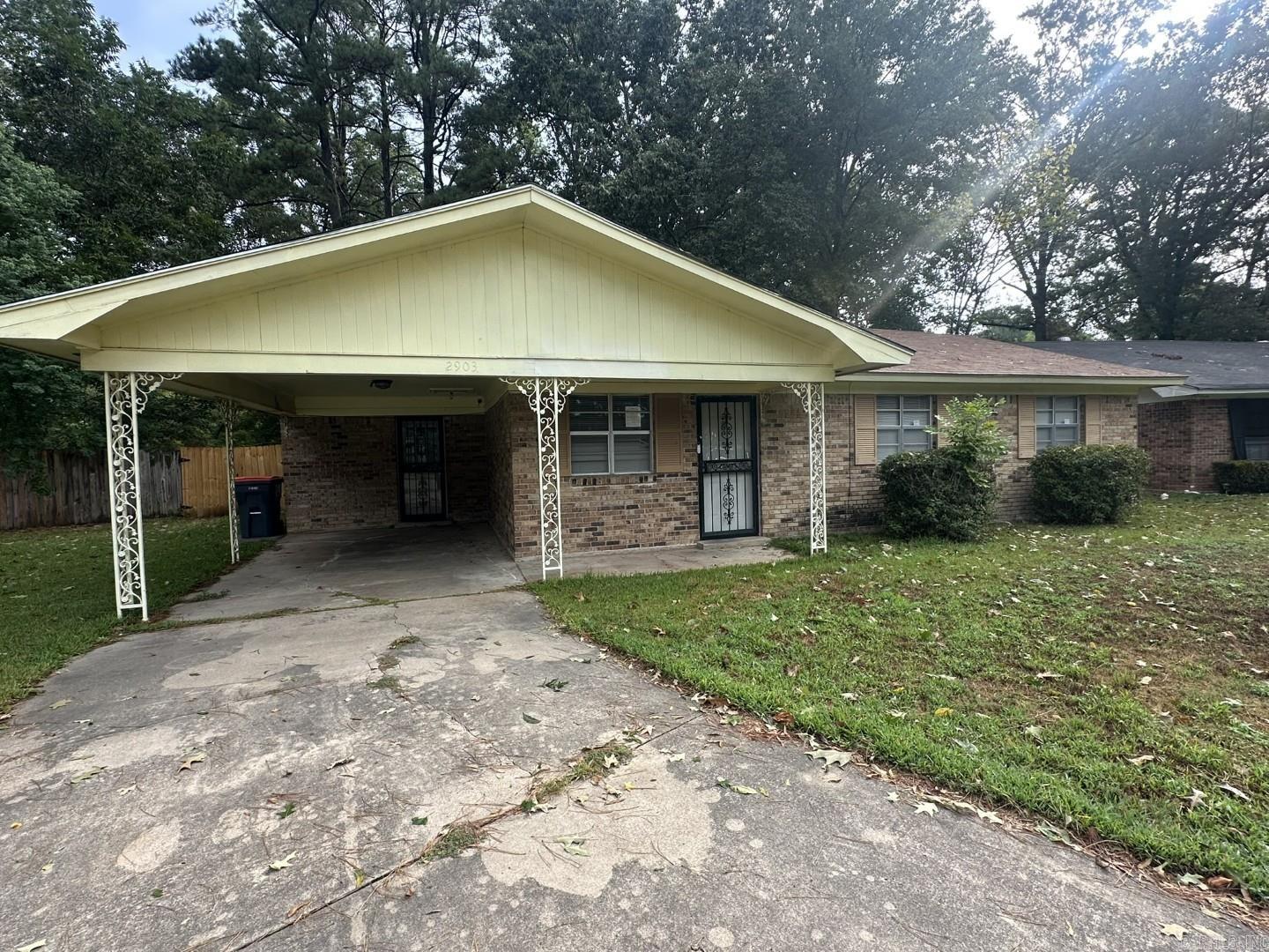 2903 Taylor  Pine Bluff, AR