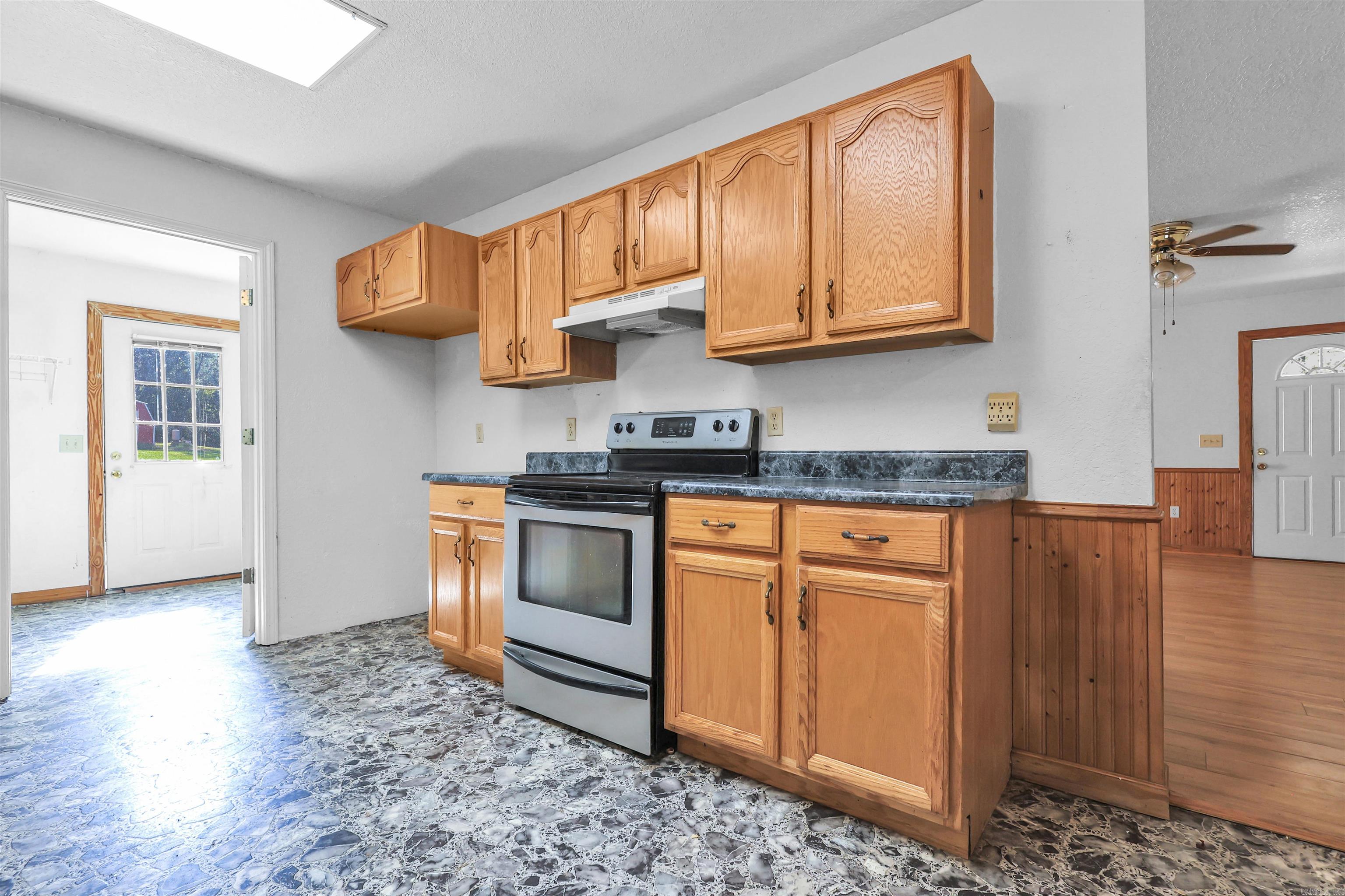 84 Romaine  Glenwood, AR