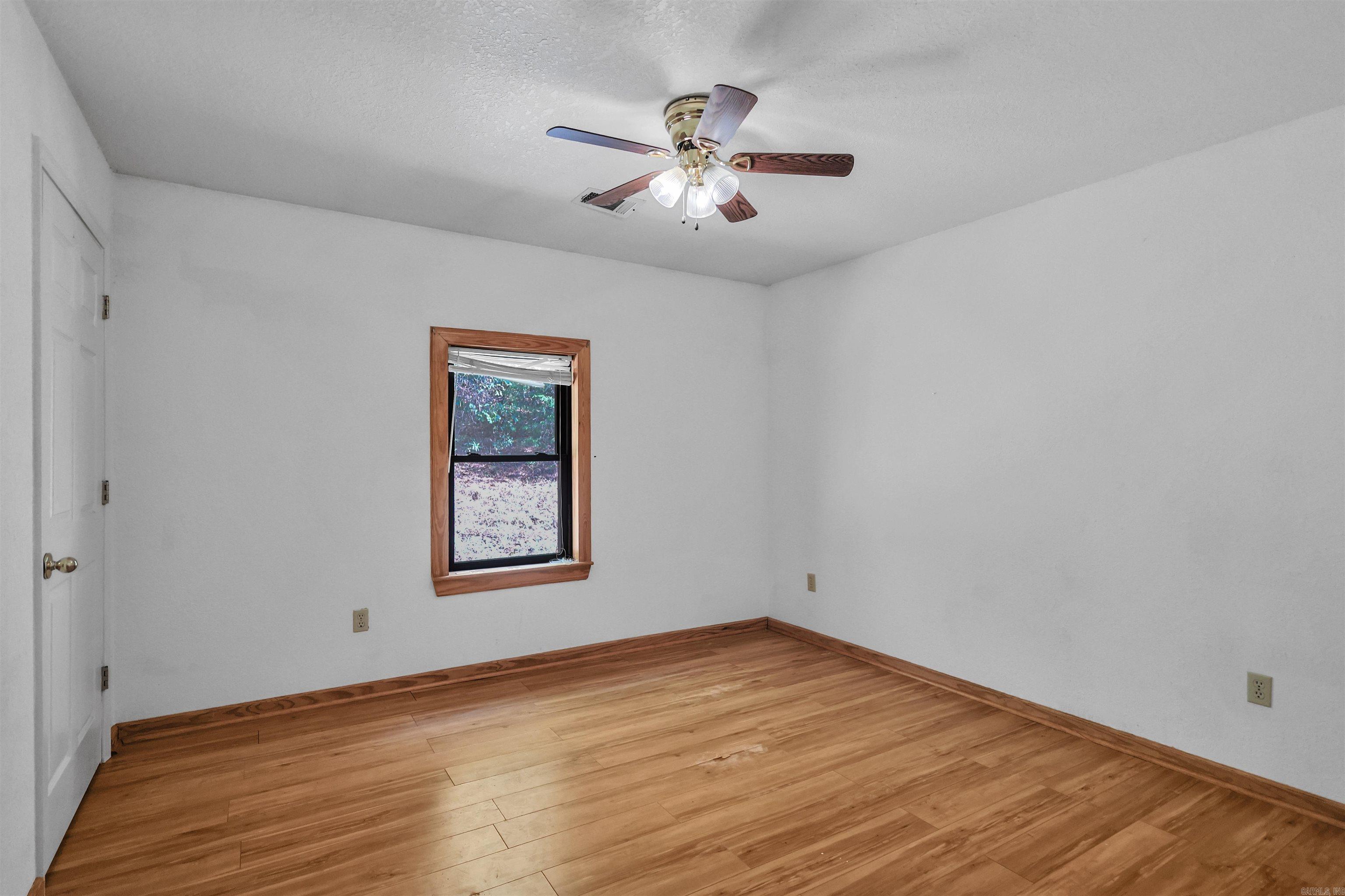 84 Romaine  Glenwood, AR