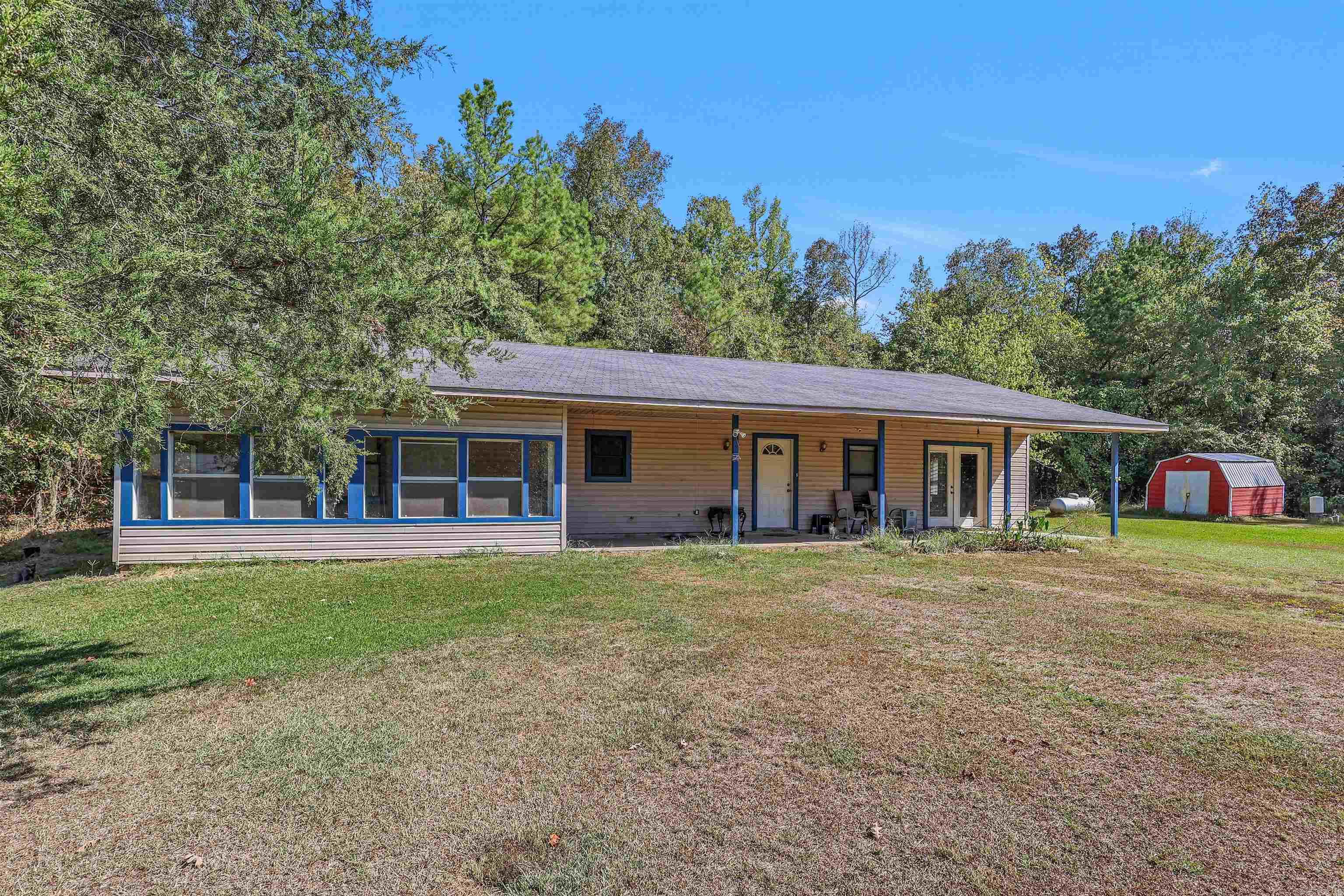 84 Romaine  Glenwood, AR