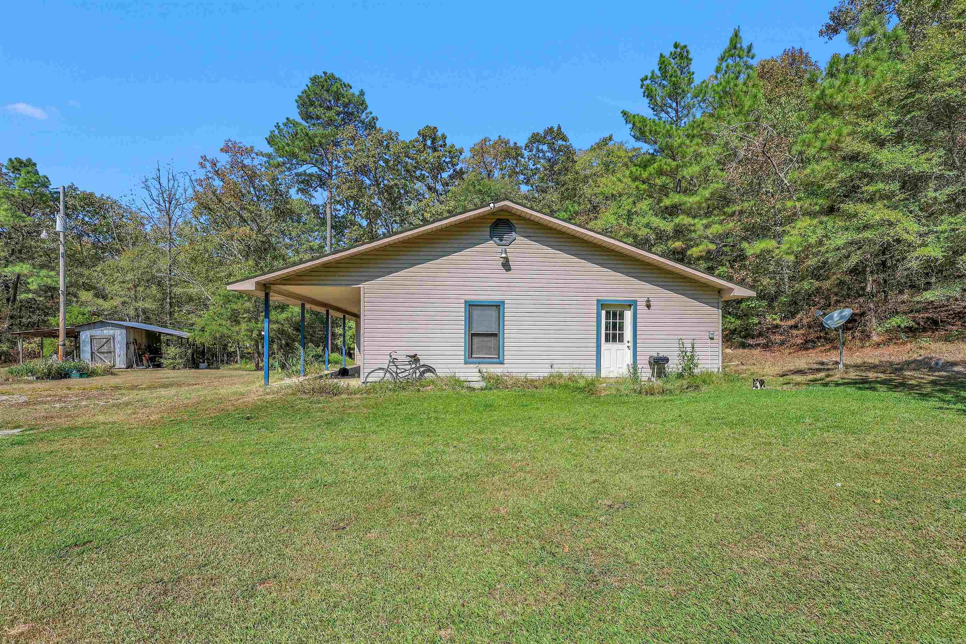 84 Romaine  Glenwood, AR