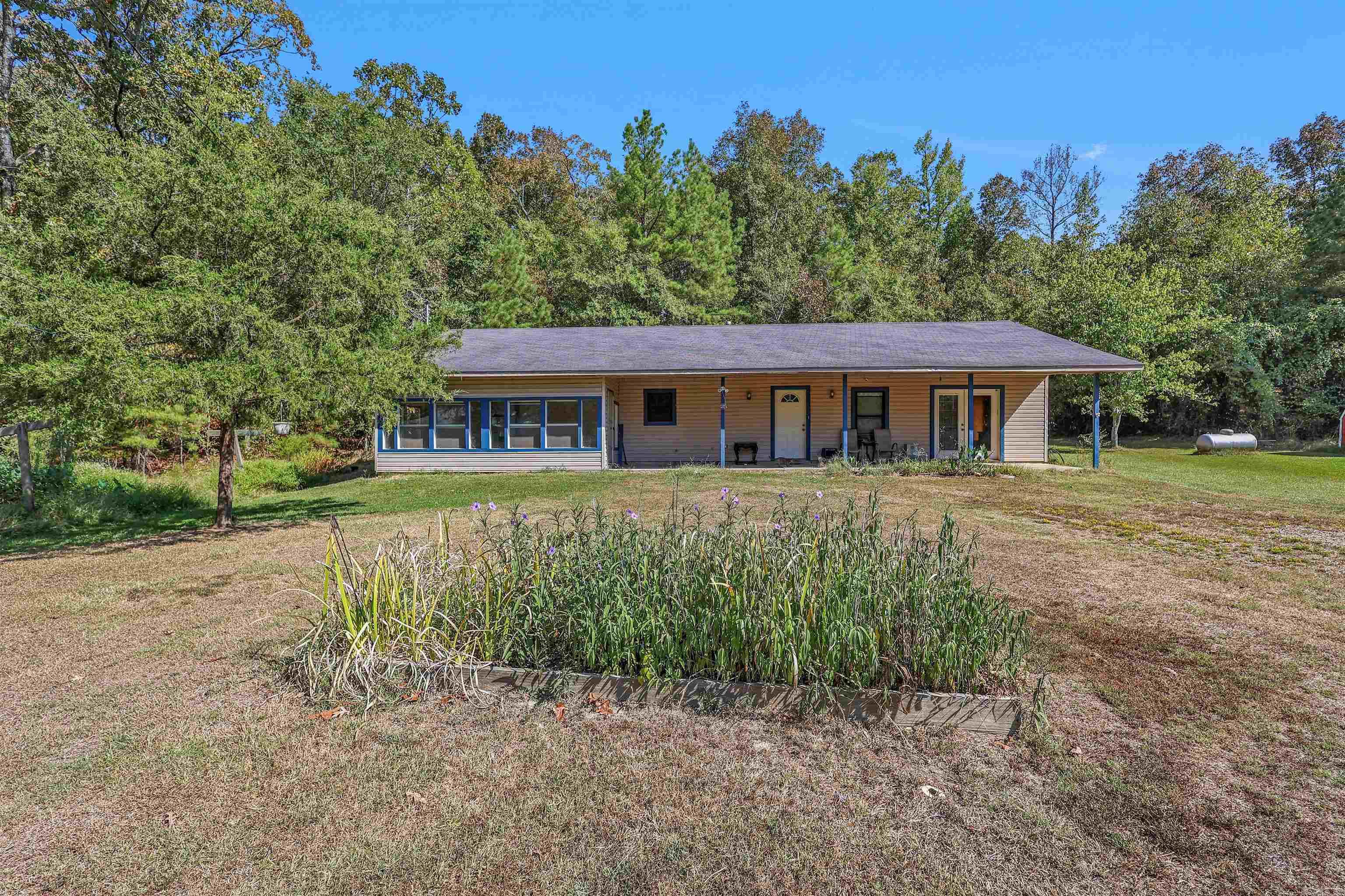 84 Romaine  Glenwood, AR