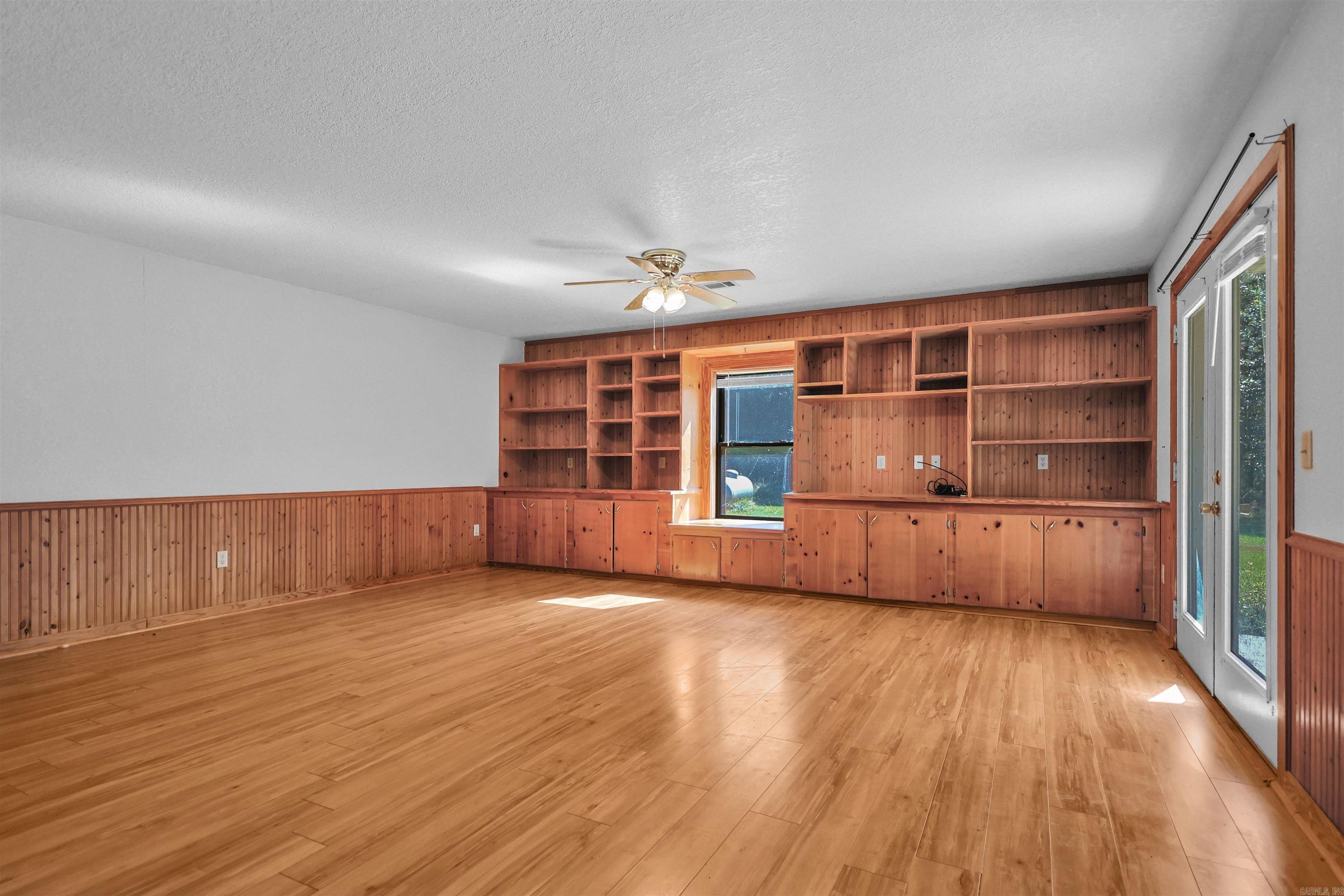 84 Romaine  Glenwood, AR