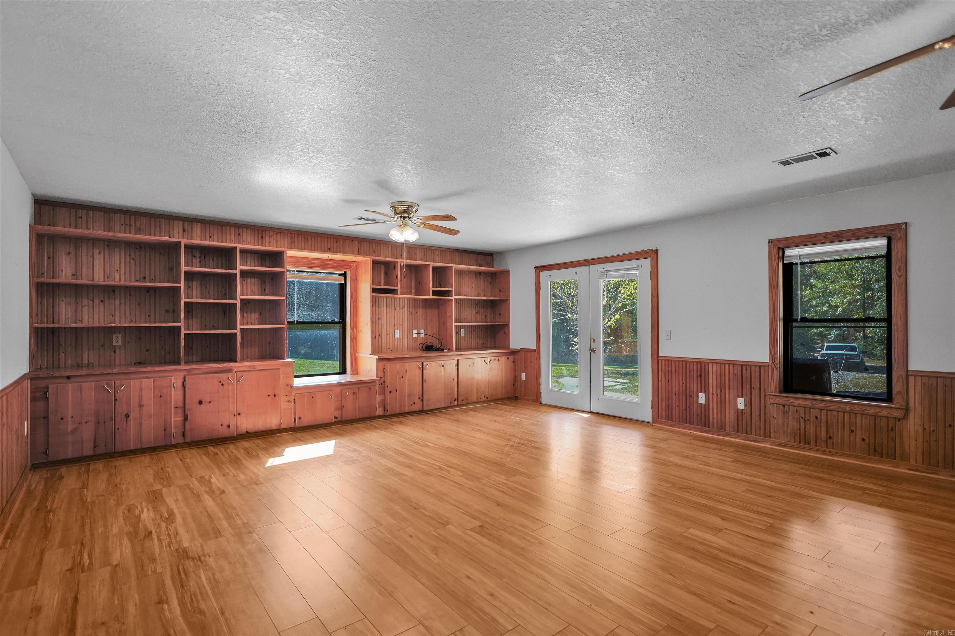 84 Romaine  Glenwood, AR