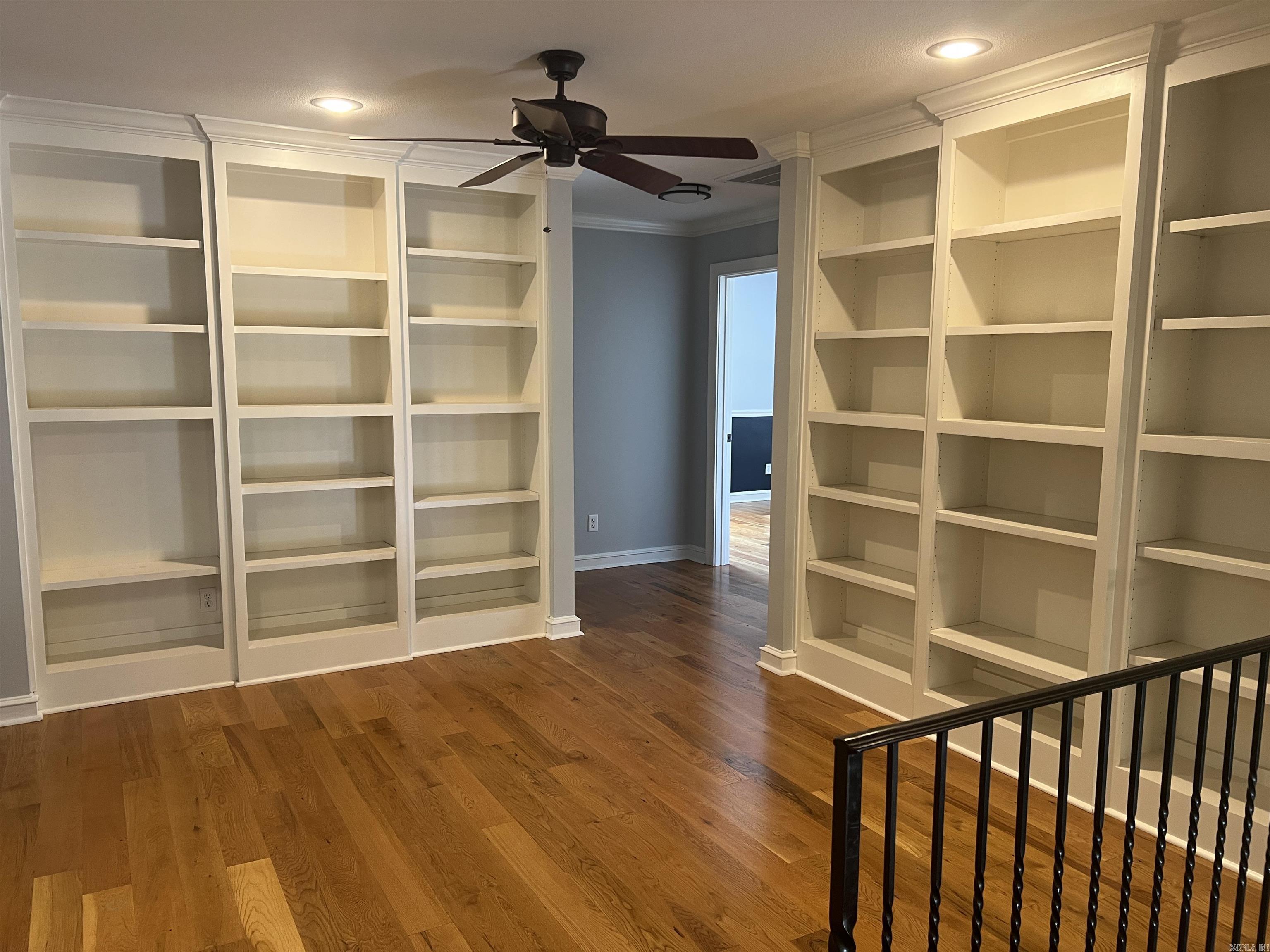 2730 Collins Conway, AR 72034