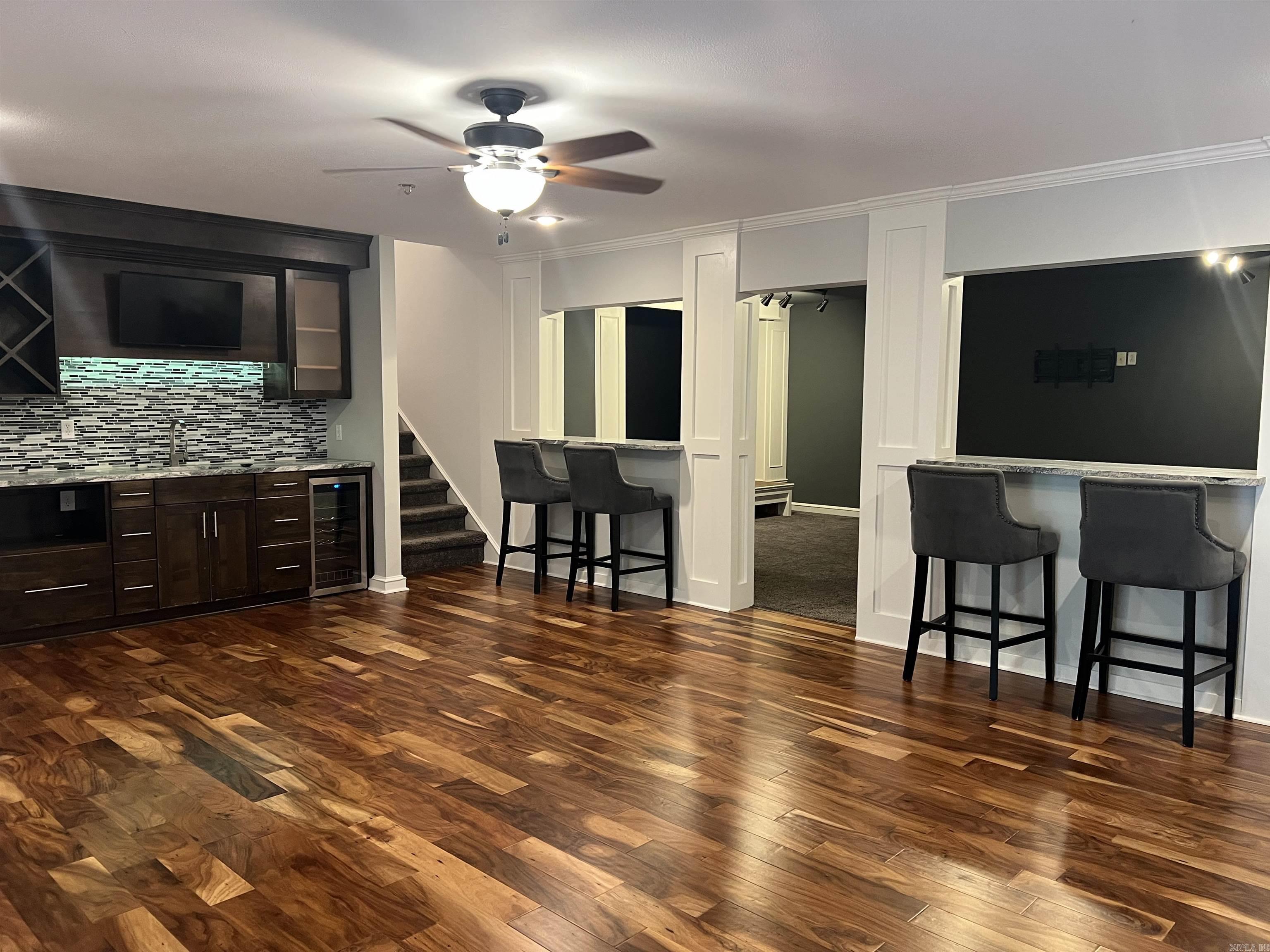 2730 Collins Conway, AR 72034