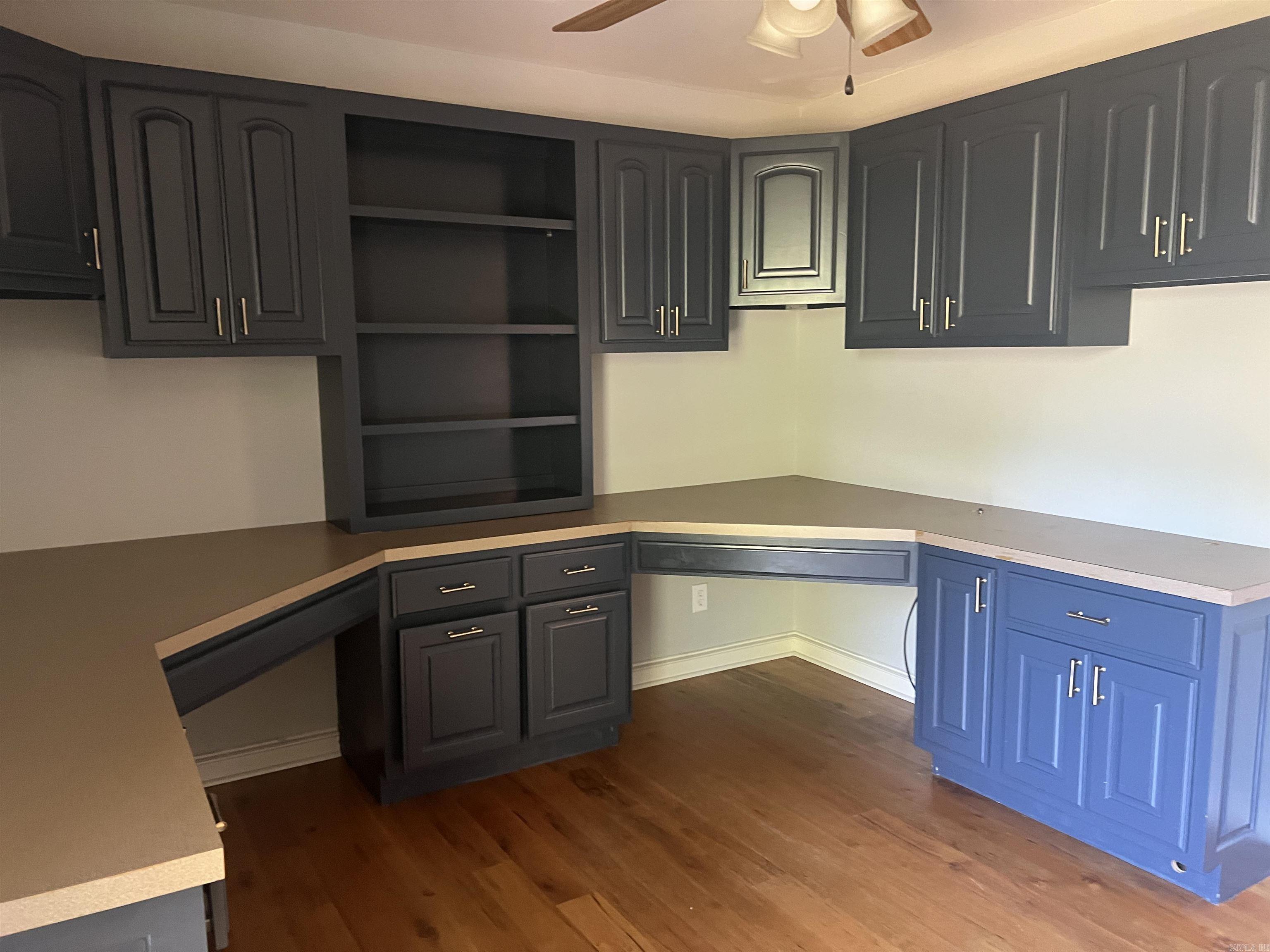 2730 Collins Conway, AR 72034