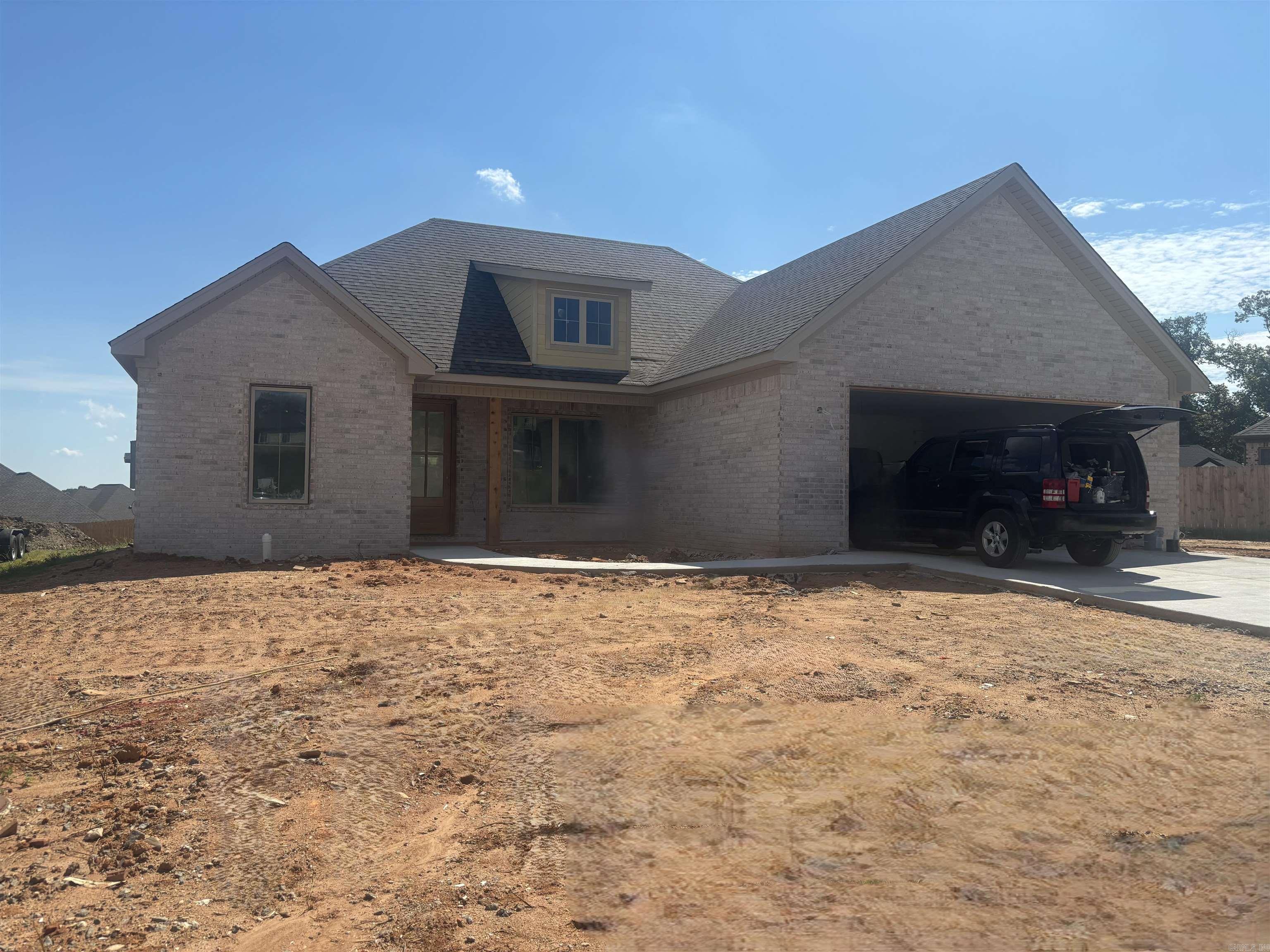 101 Dylan dr — exterior