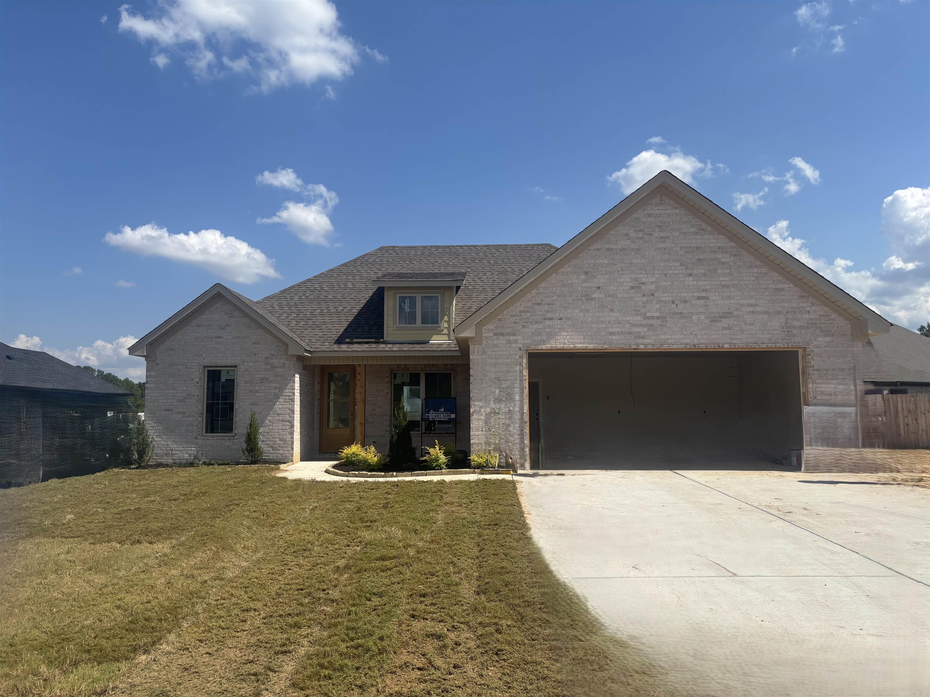 101 Dylan Drive — photo 2