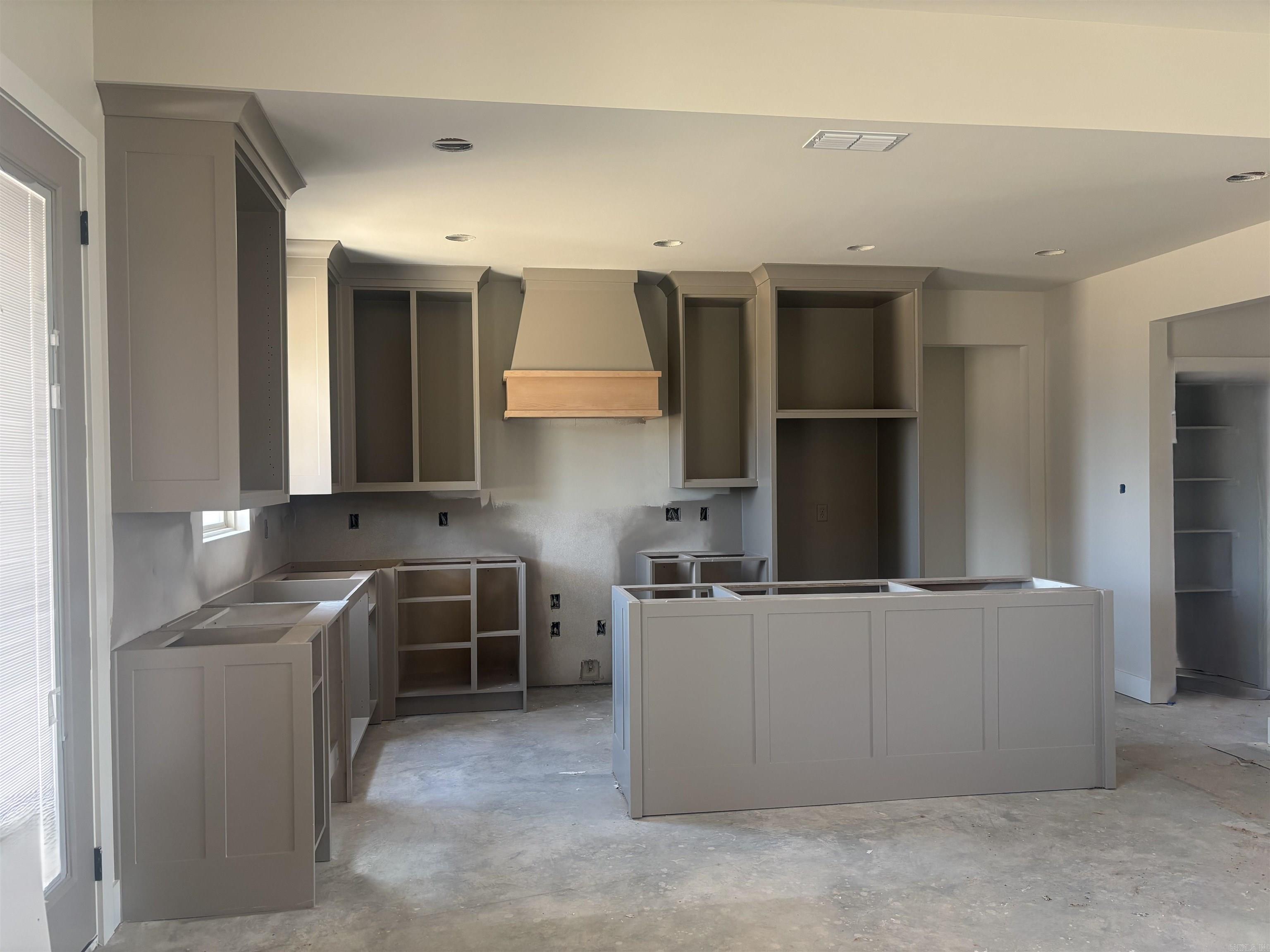 101 Dylan Drive — photo 3