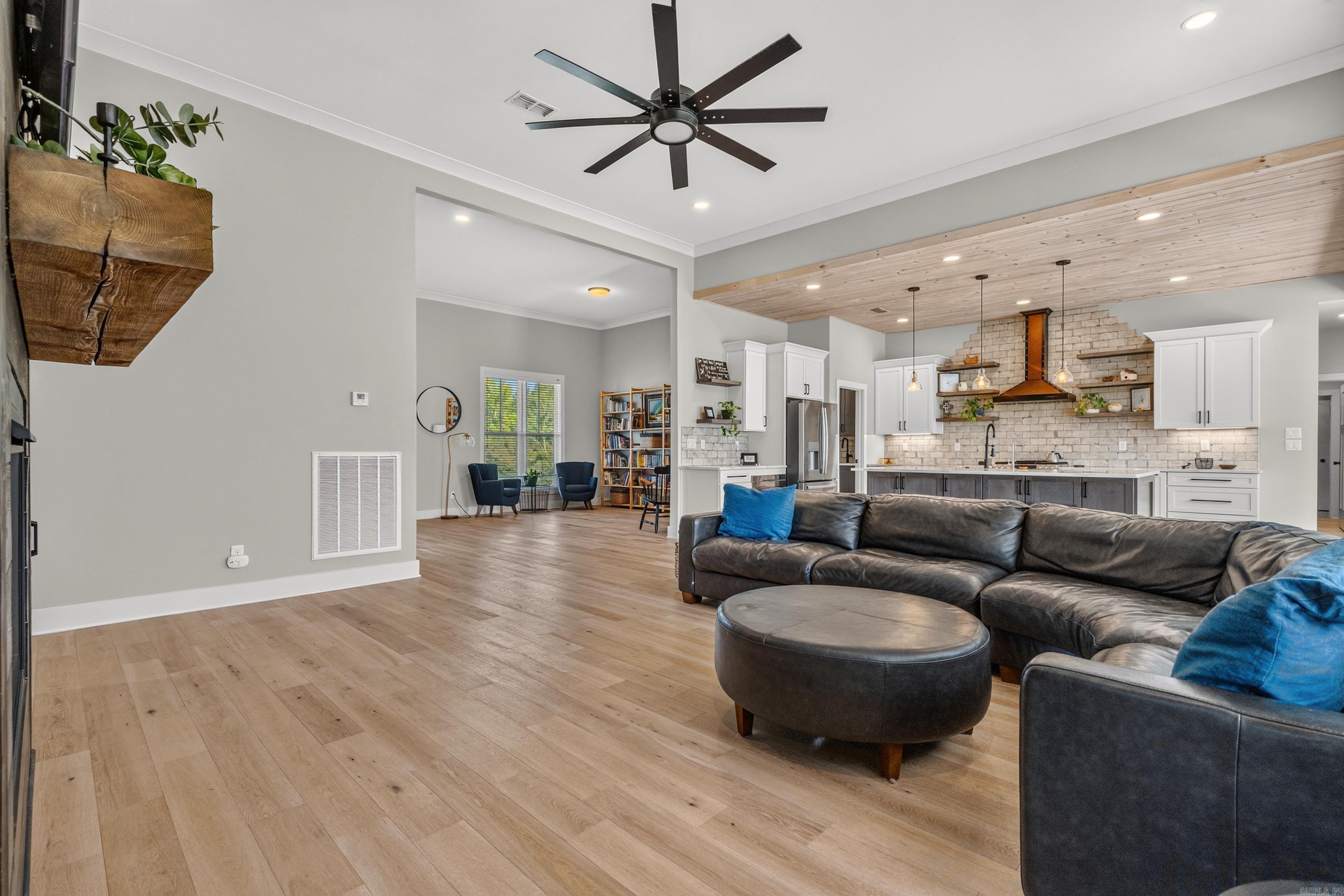 864 Belle Grove Loop Benton, AR 72019