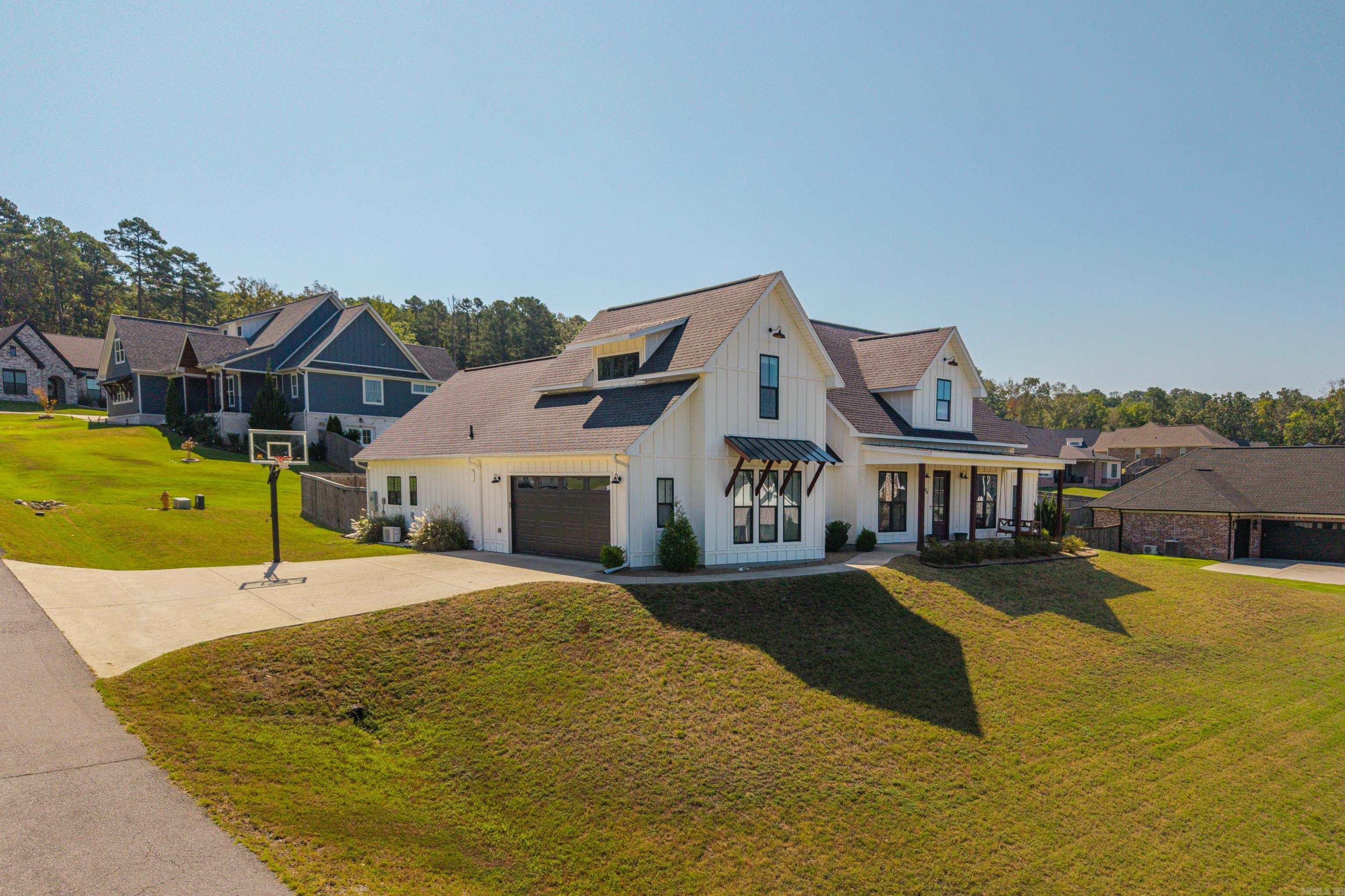 864 Belle Grove Loop — photo 4