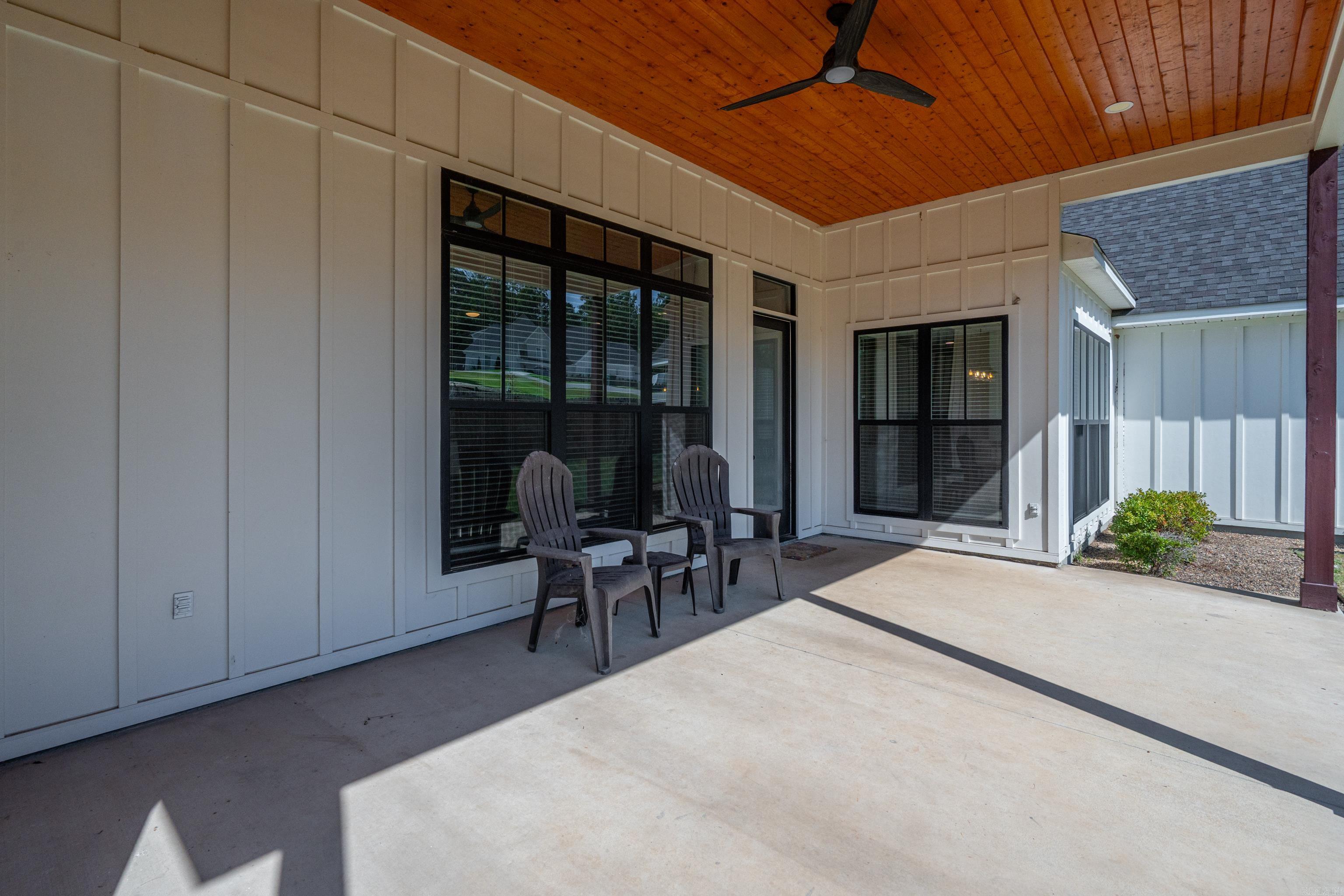 864 Belle Grove Loop Benton, AR 72019