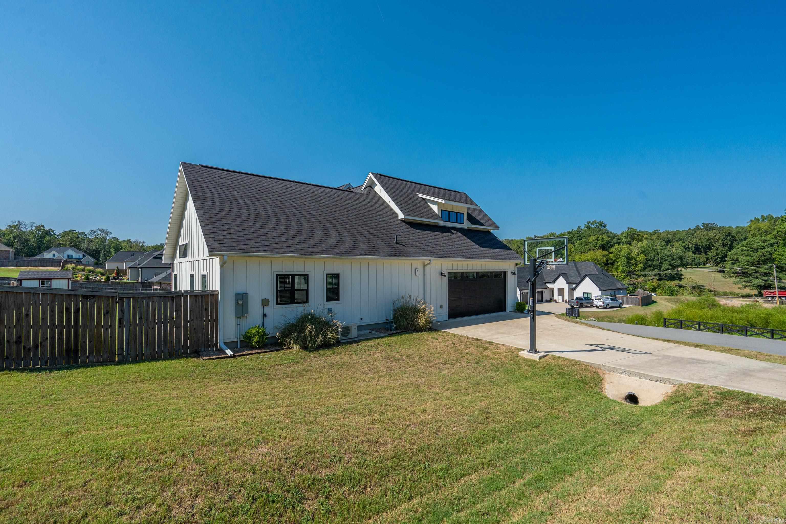 864 Belle Grove Loop Benton, AR 72019