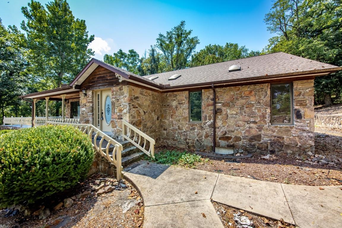 1223 Eagle Point Road