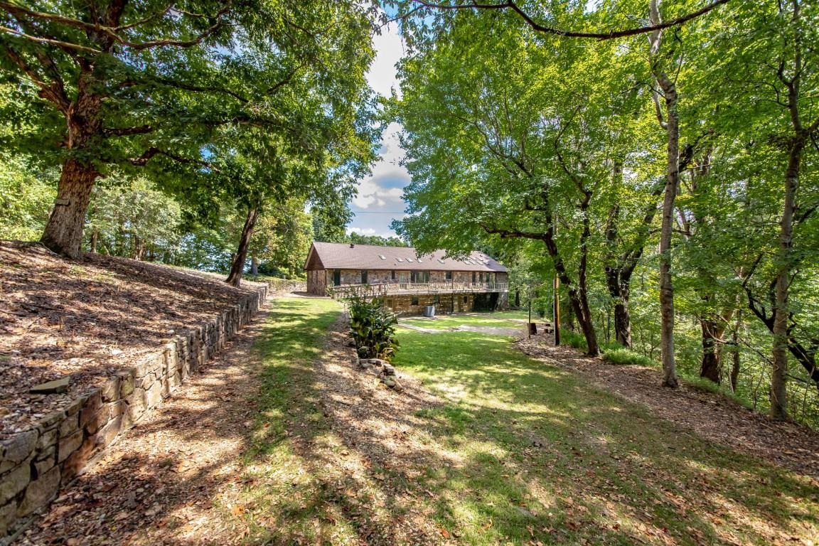 1223 Eagle Point Road