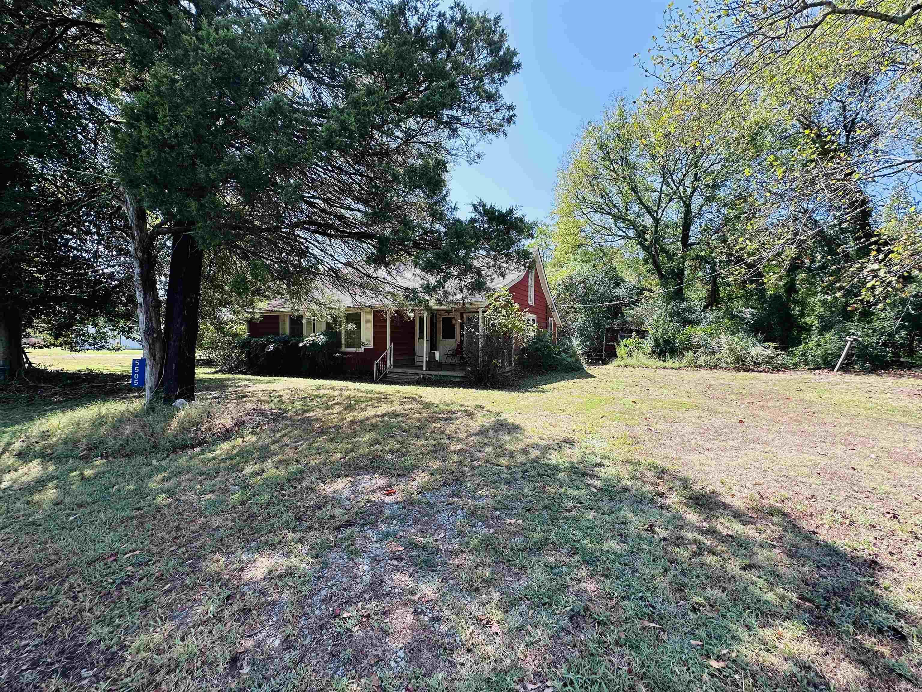 5505 N Detonti — photo 4