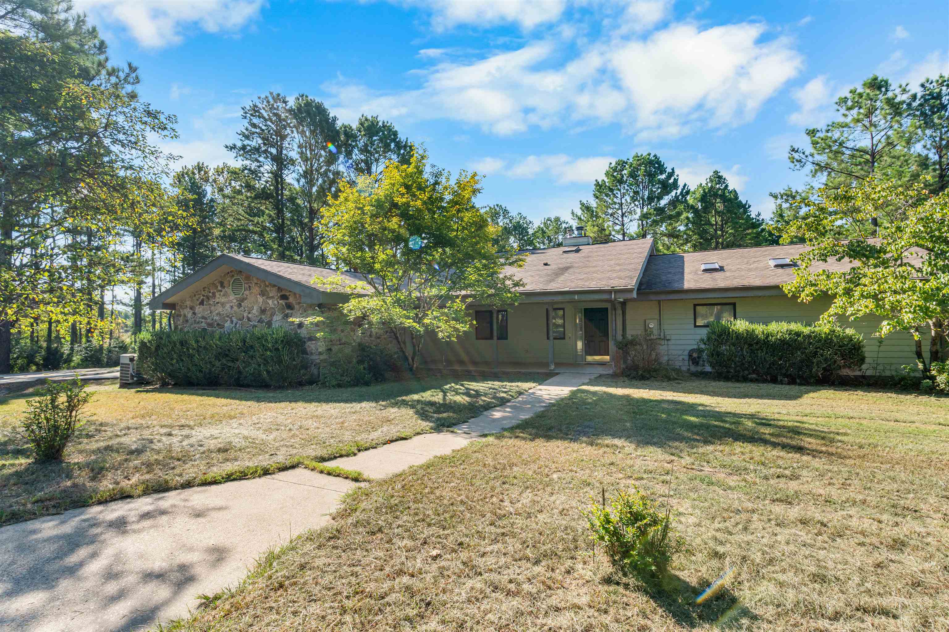 336 Red Lane