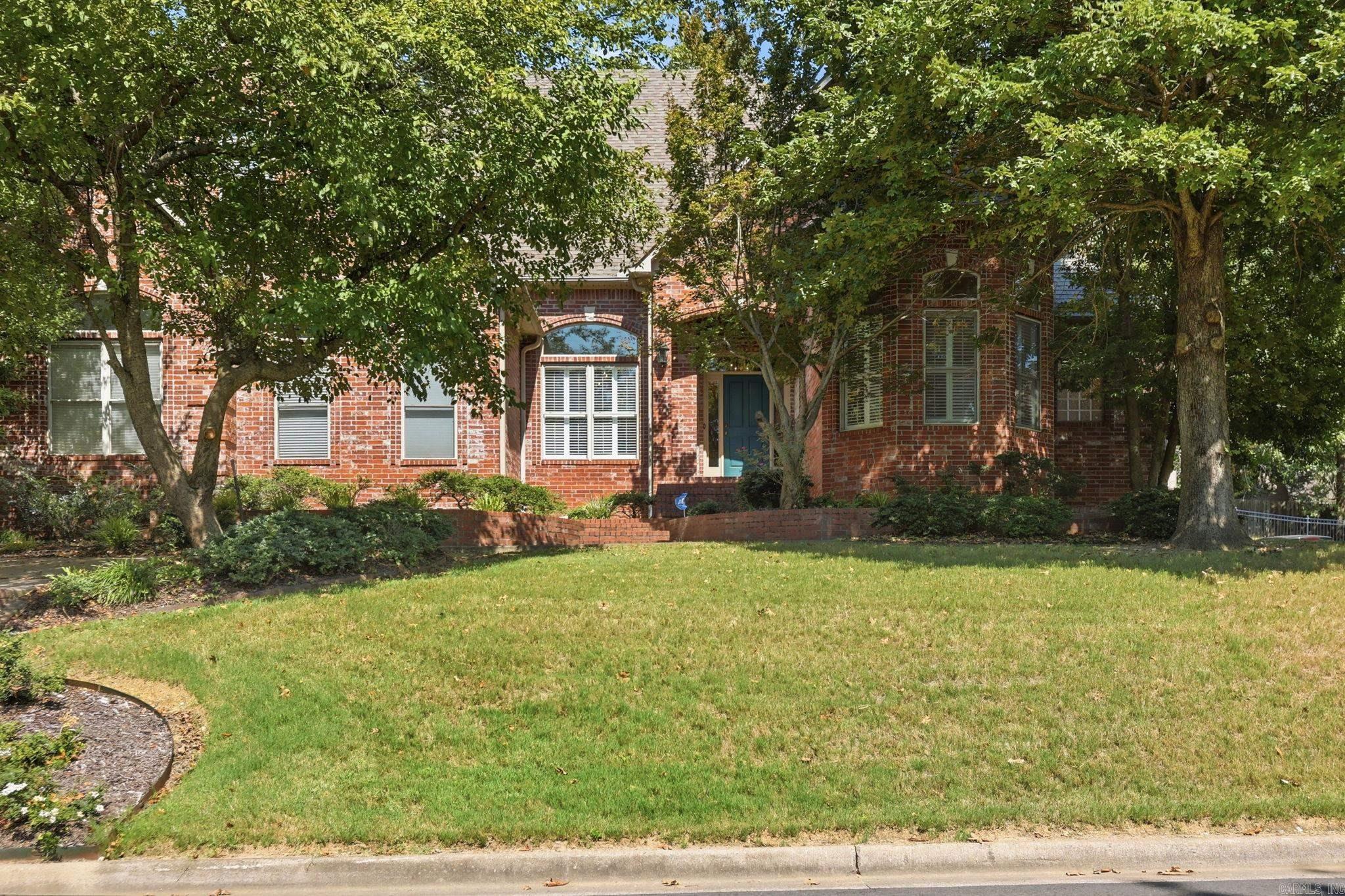 7528 Worth Avenue — exterior