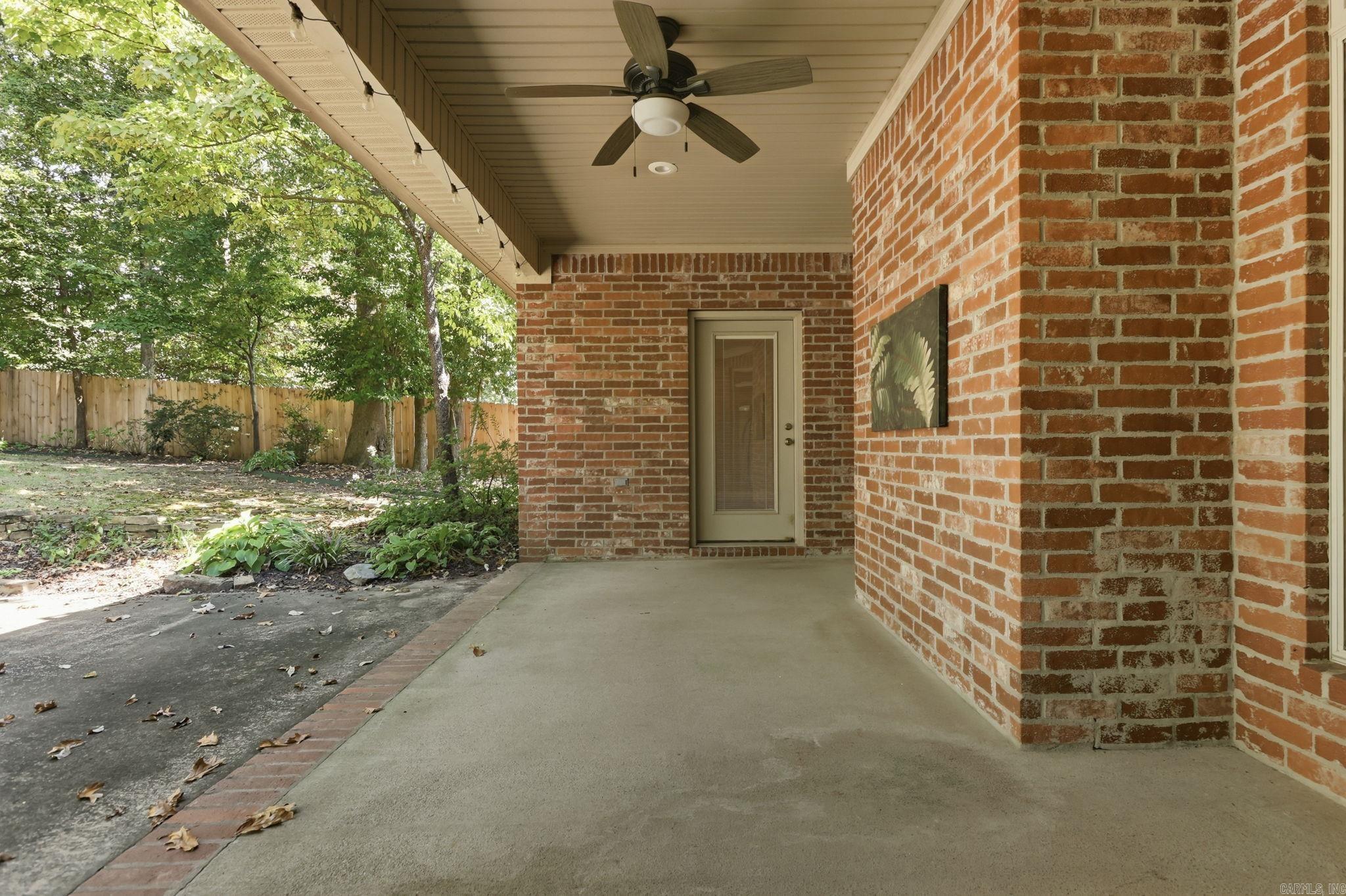 7528 Worth Avenue Benton, AR 72019