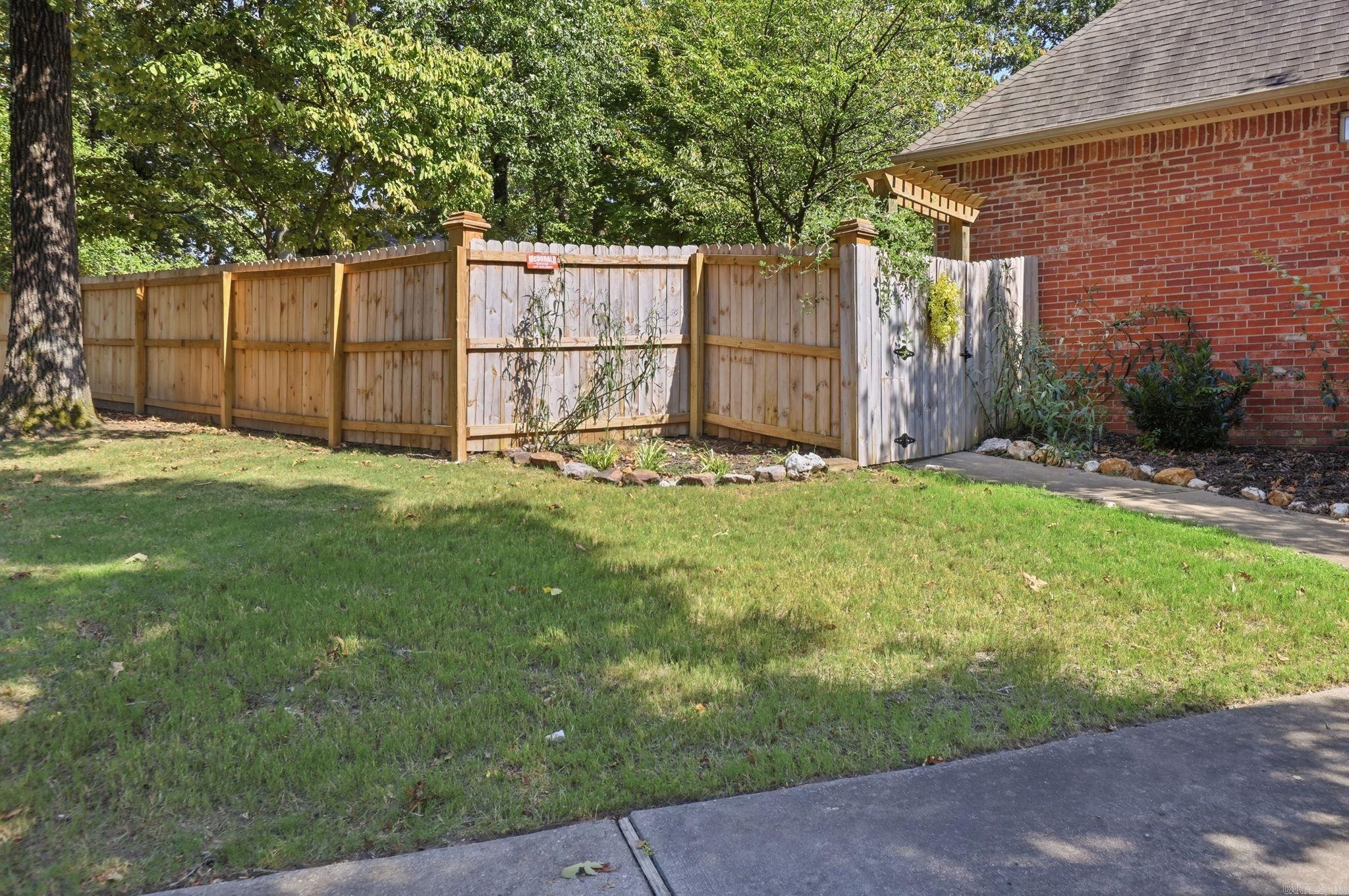 7528 Worth Avenue Benton, AR 72019