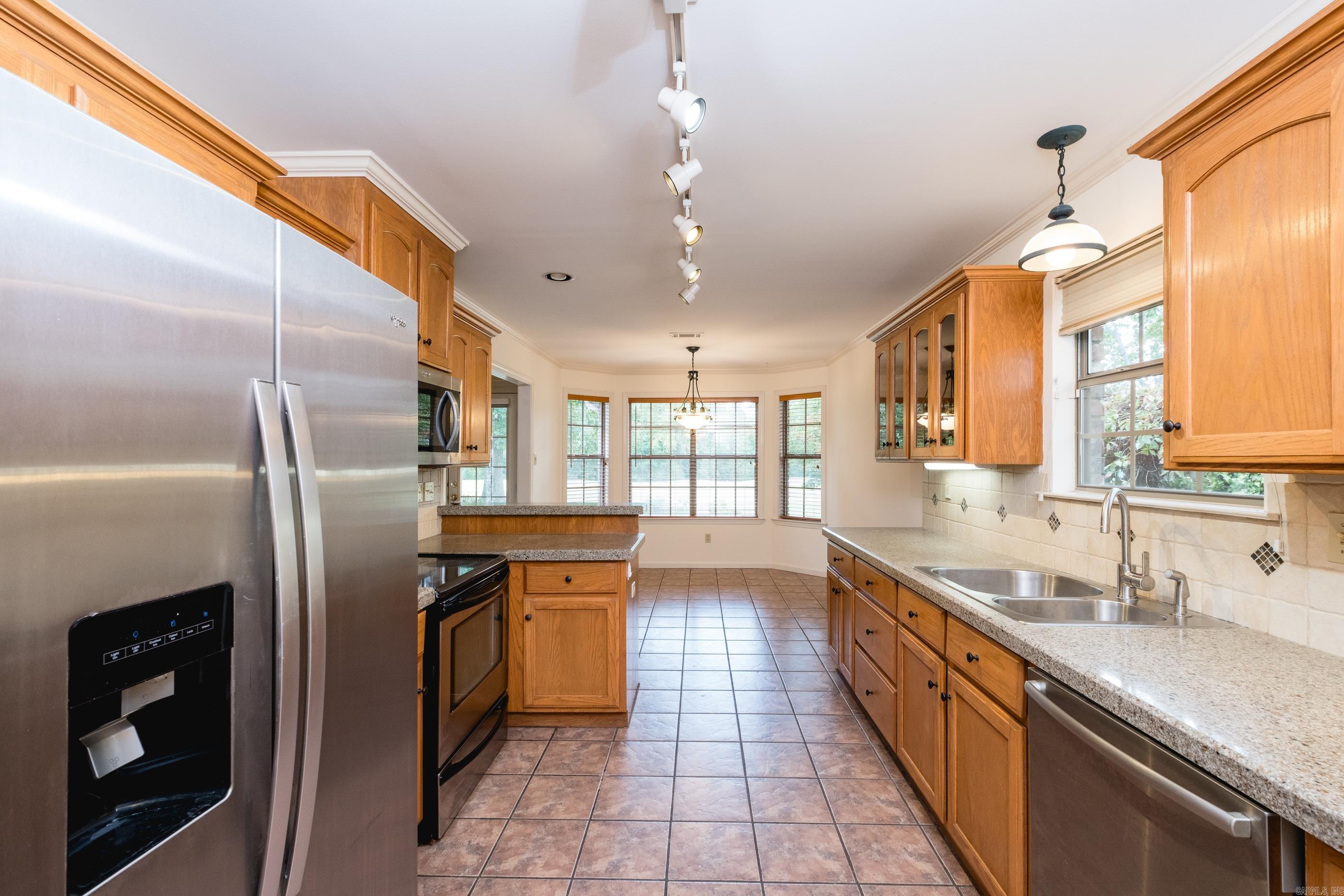 210 Chantilly Circle  Maumelle, AR