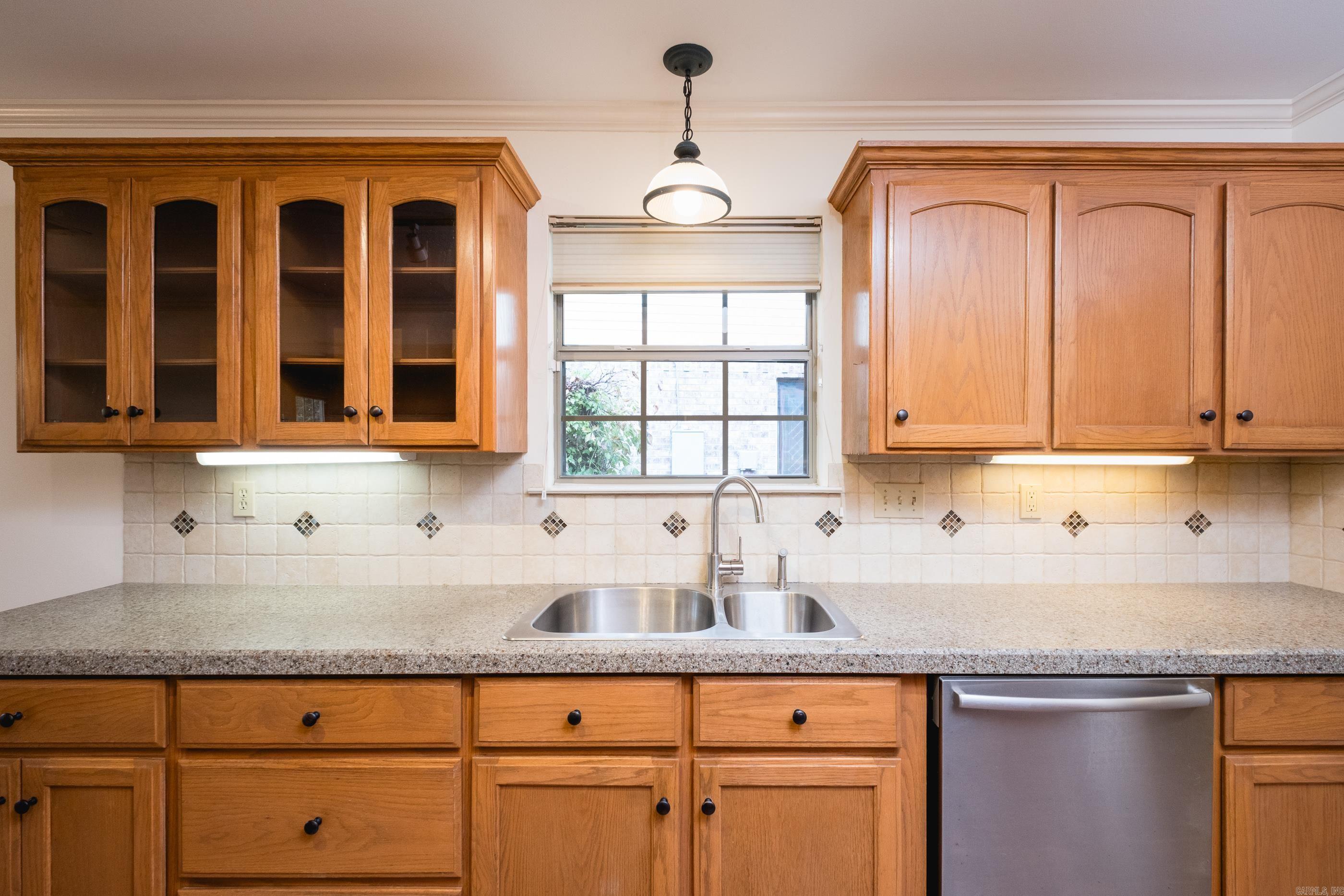 210 Chantilly Circle  Maumelle, AR