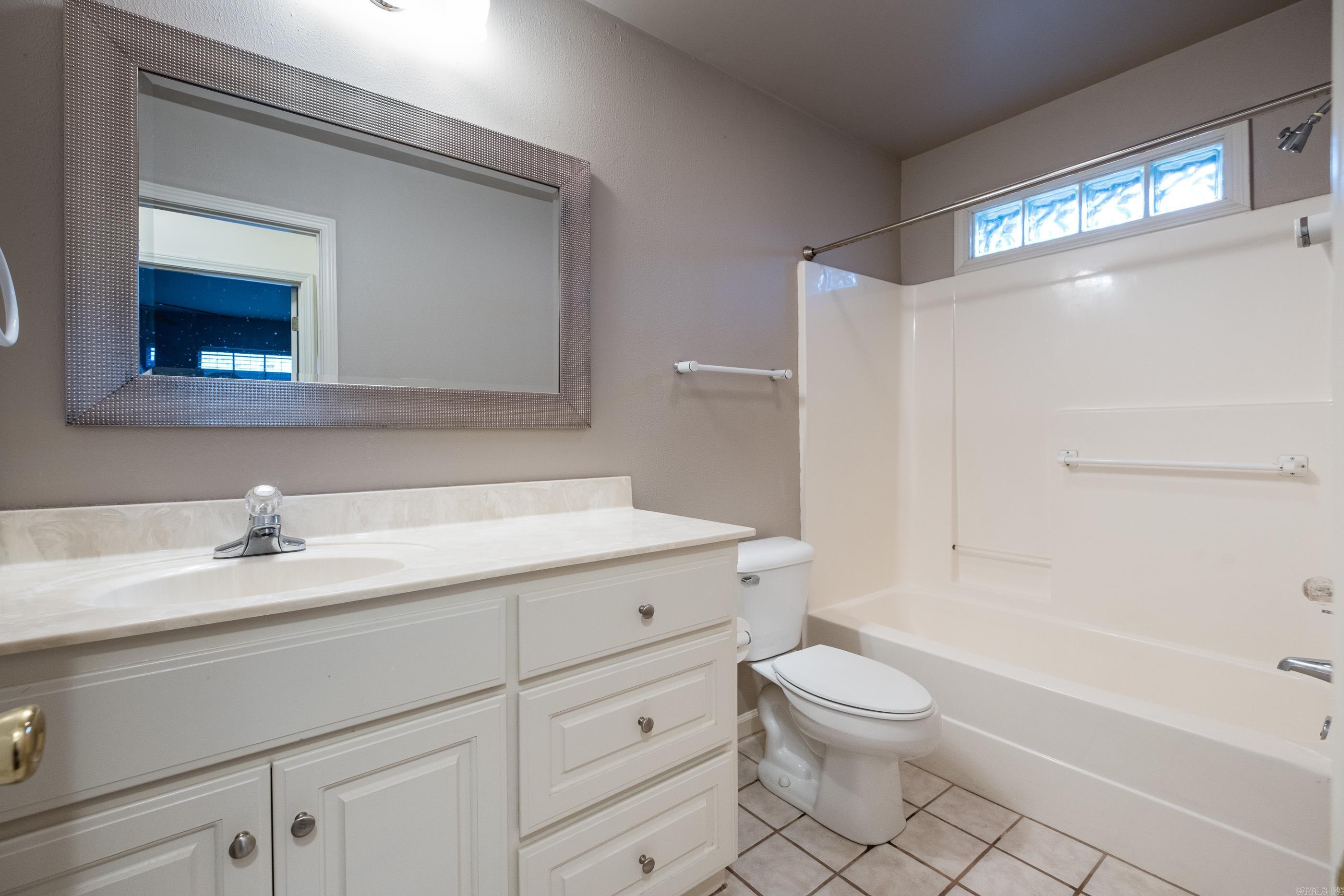 210 Chantilly Circle  Maumelle, AR