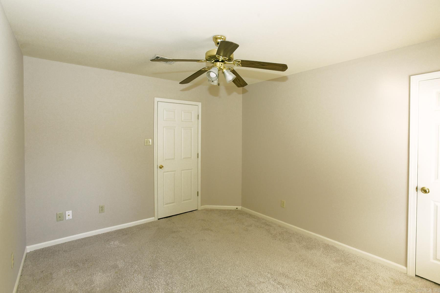 210 Chantilly Circle  Maumelle, AR