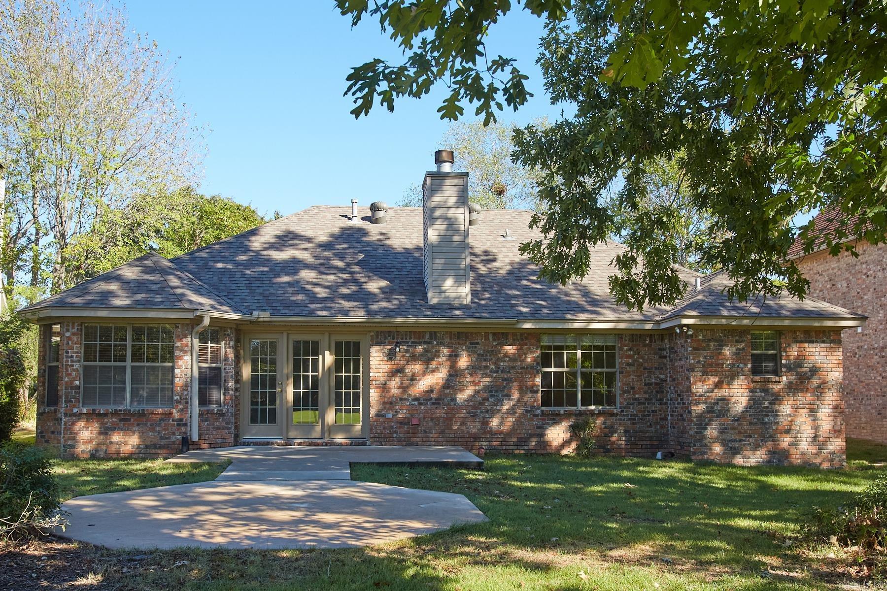 210 Chantilly Circle  Maumelle, AR