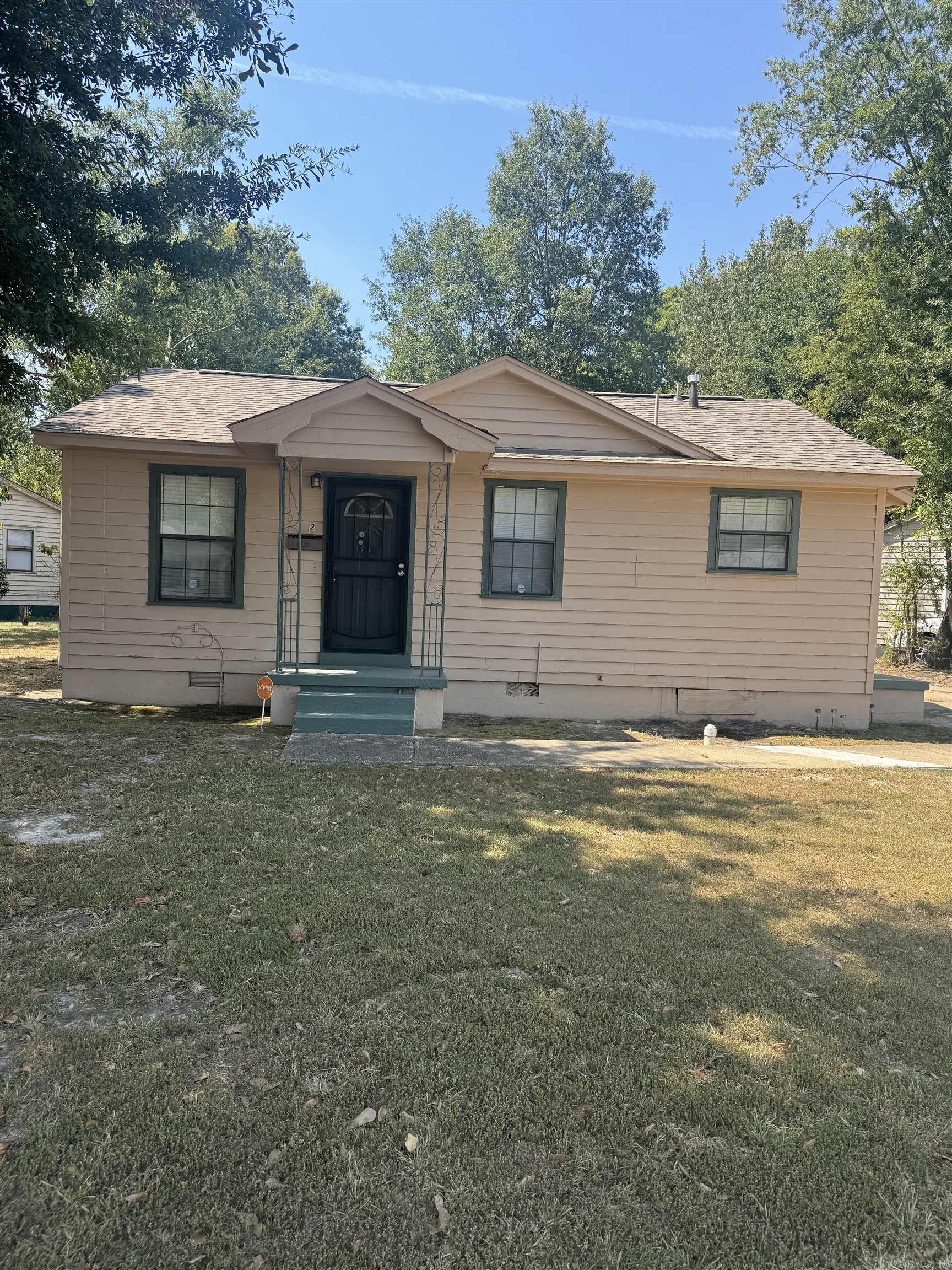 2 W MALCOMB  Pine Bluff, AR