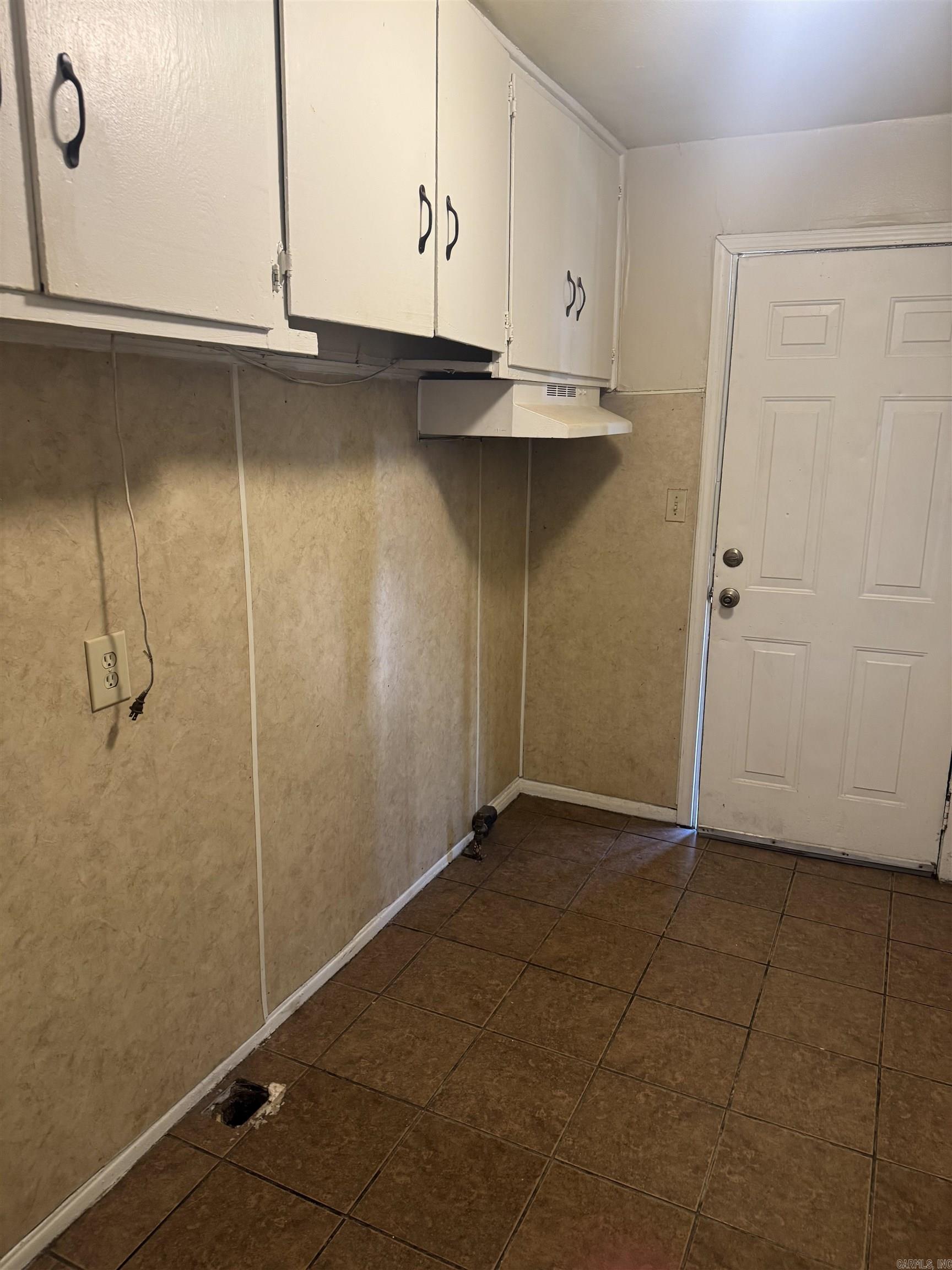 2 W MALCOMB  Pine Bluff, AR