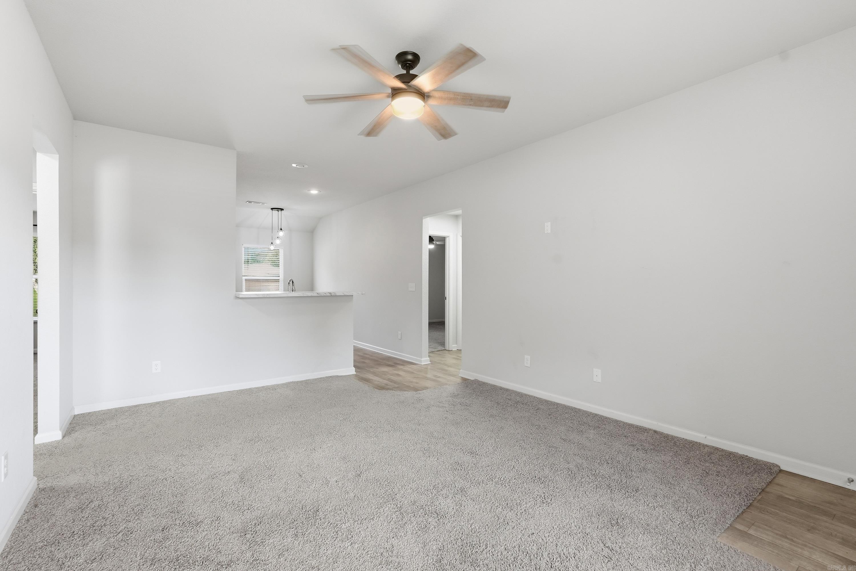 8 Harvest Lane — photo 4