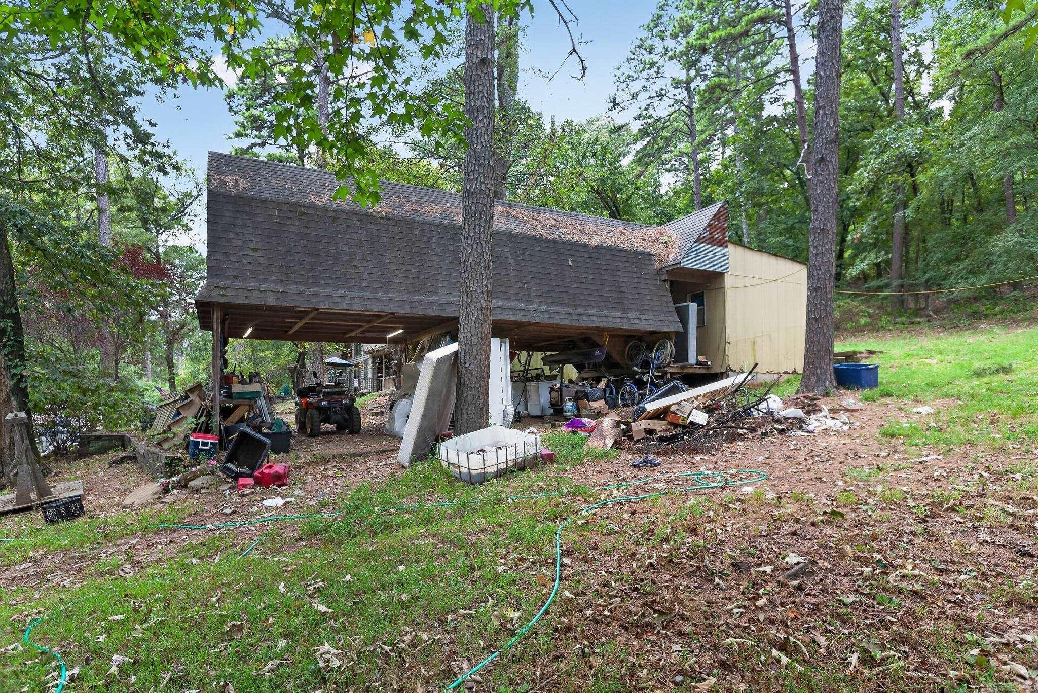 1867 County Road 3568  Clarksville, AR