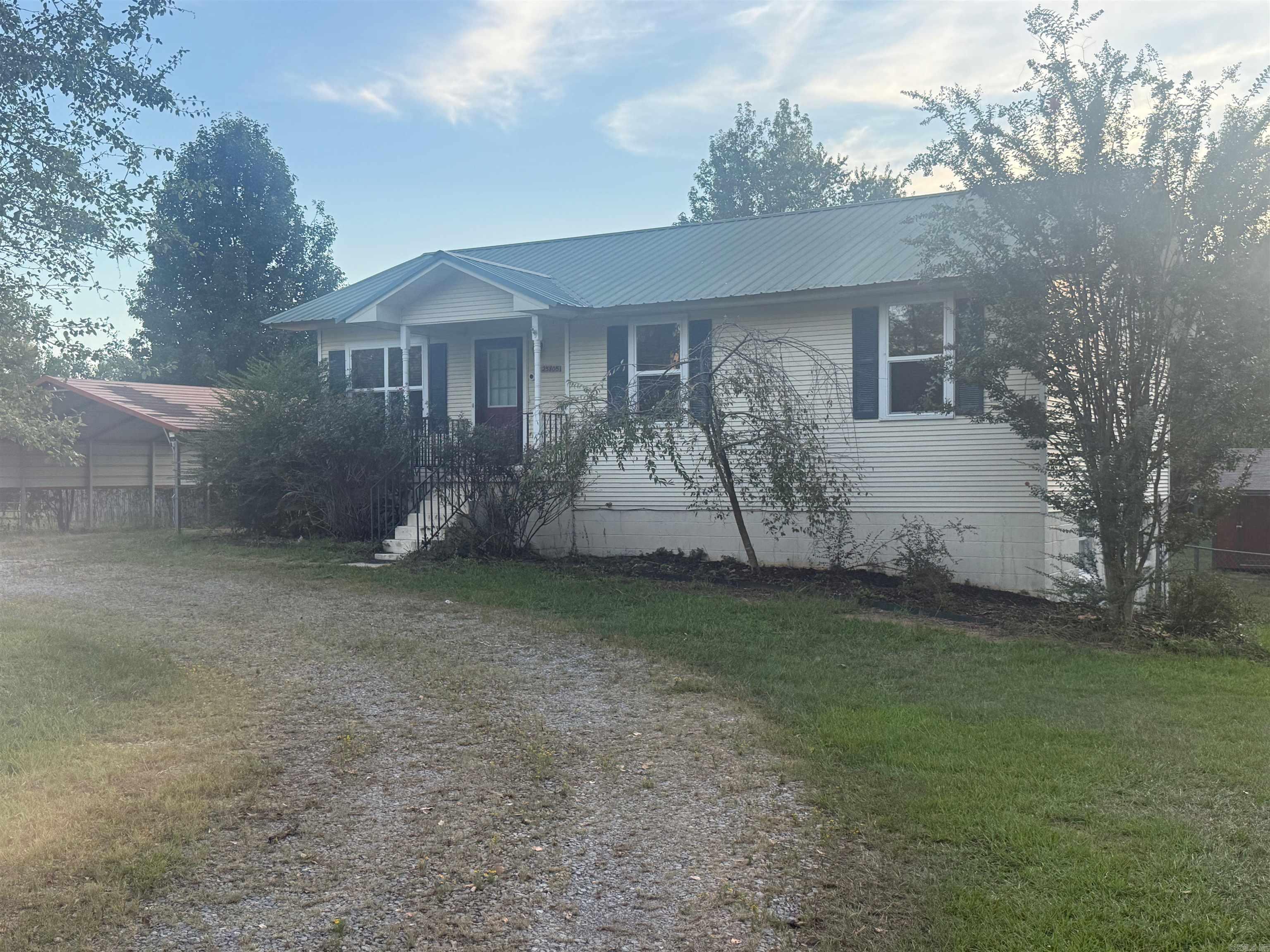 25805 Neighborhood Road — exterior