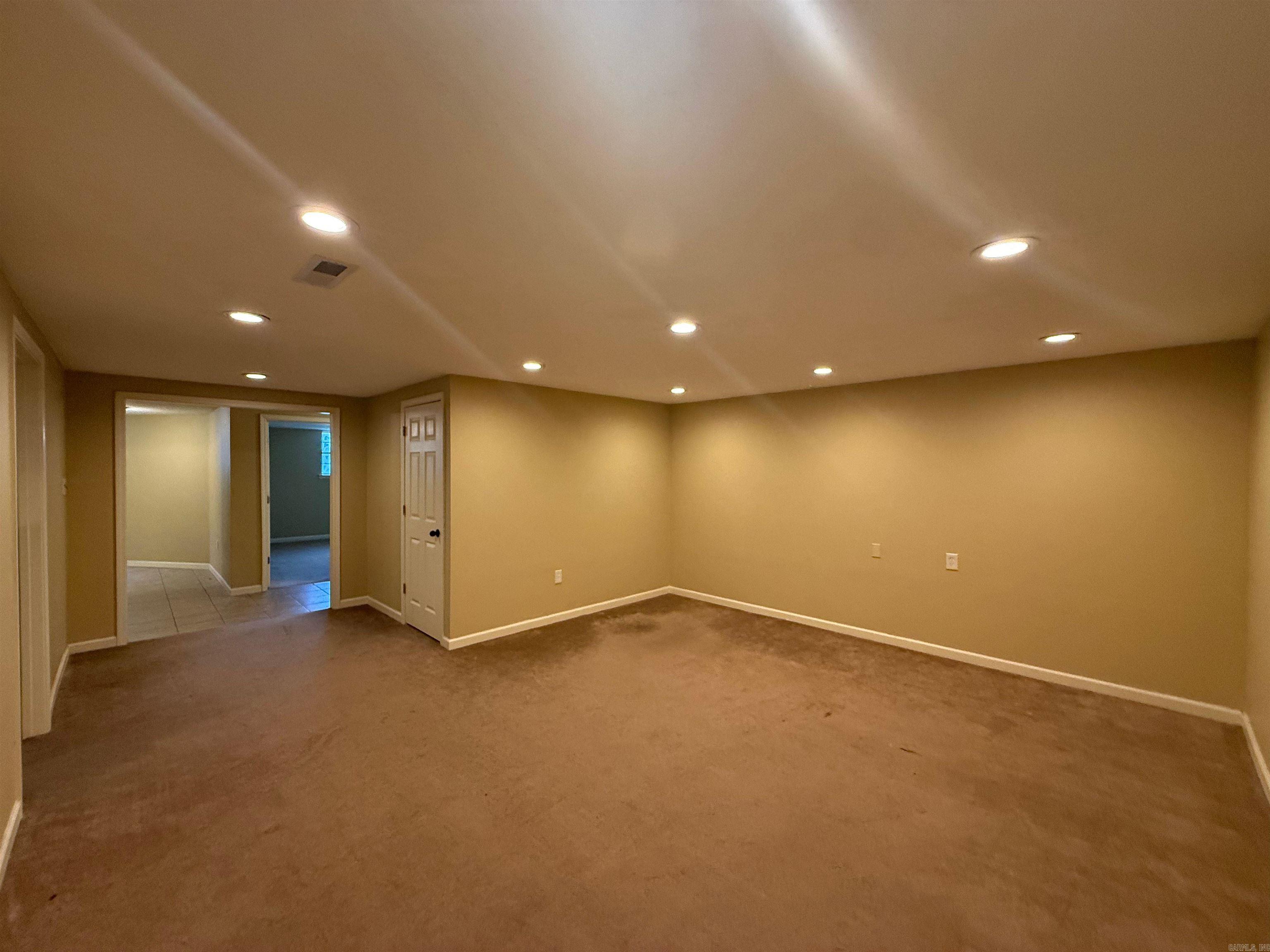 25805 Neighborhood  Hensley, AR