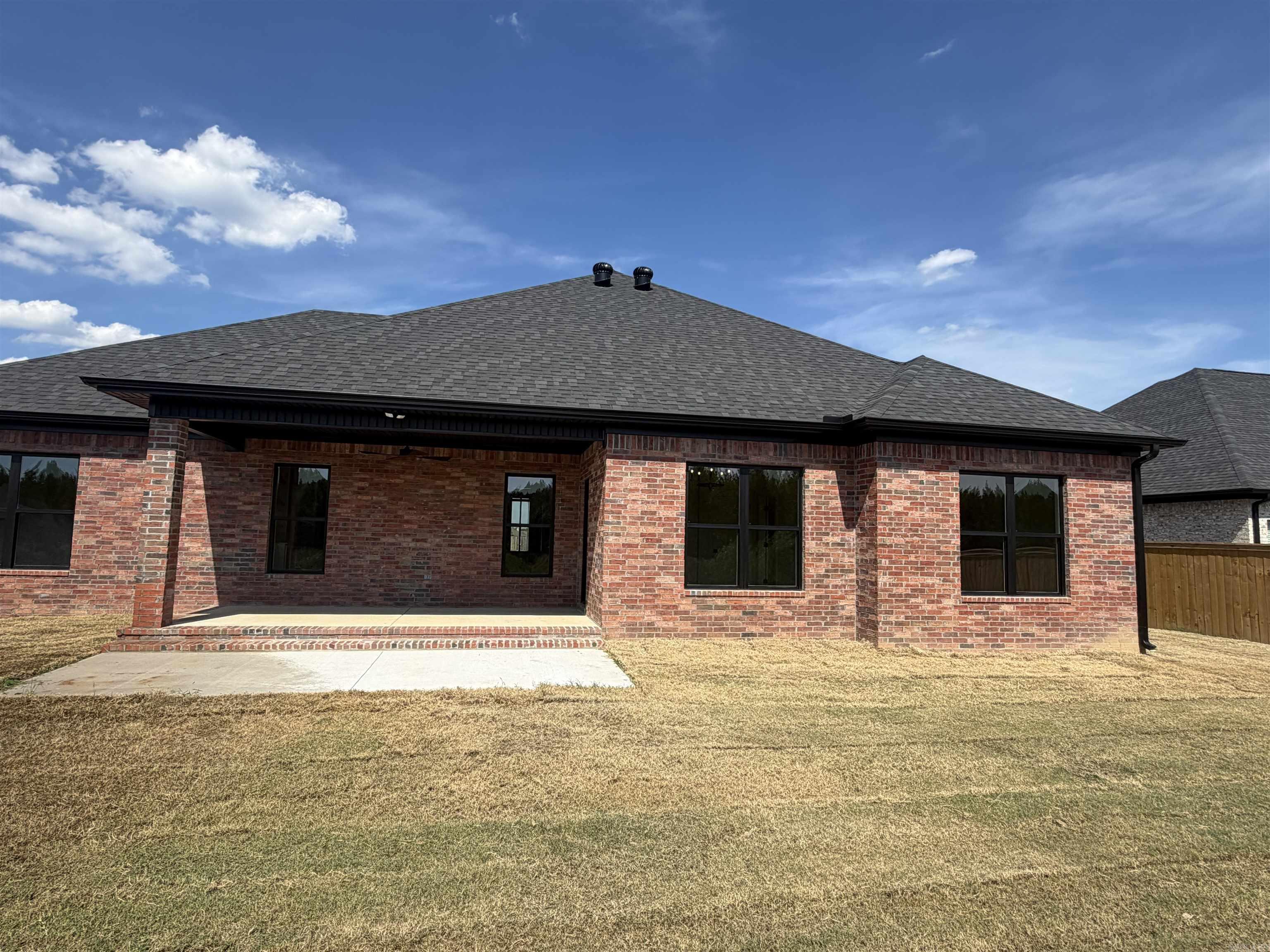 2326 Lakewood circle Cabot, AR 72023
