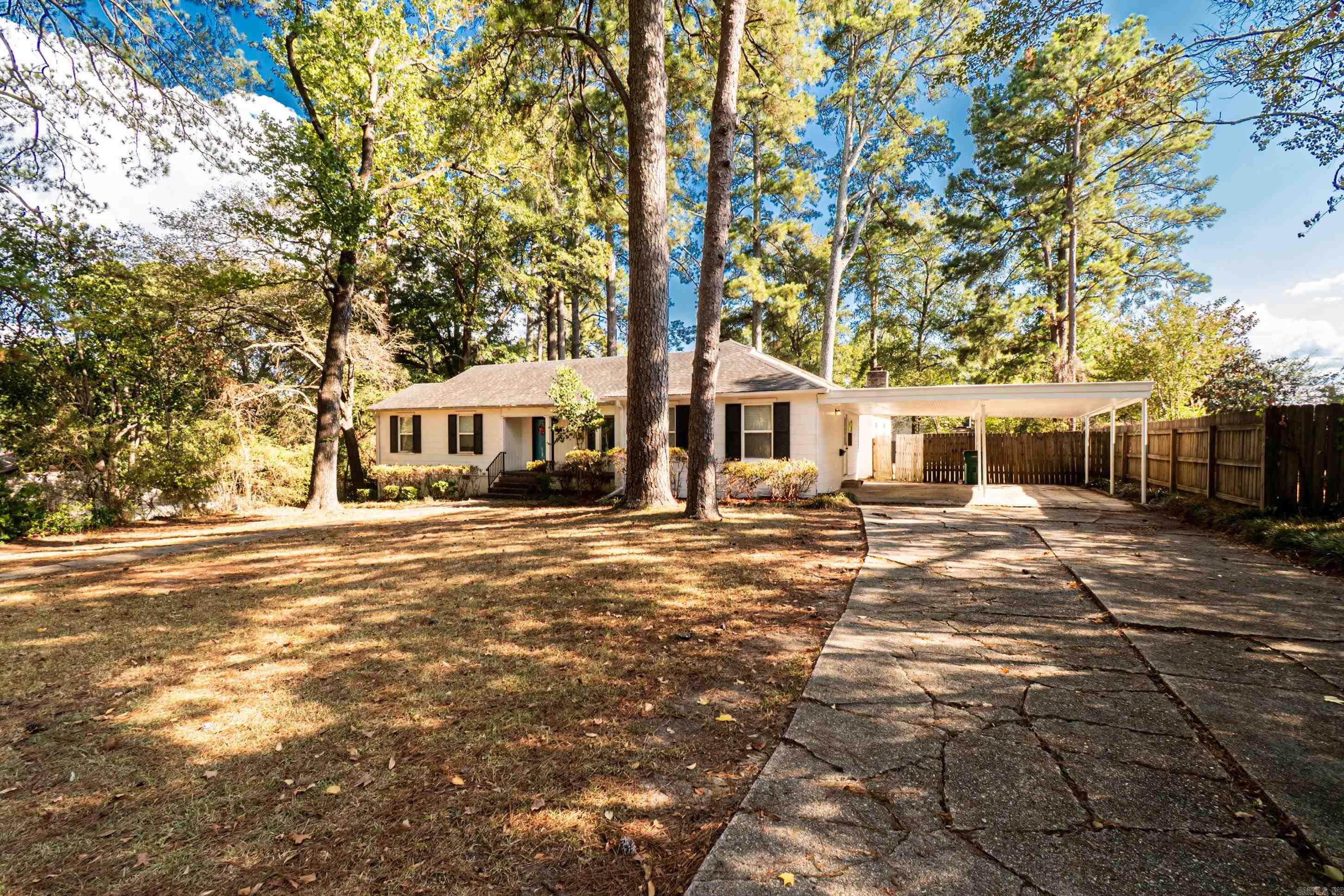 119  Woodland Dr  El Dorado, AR