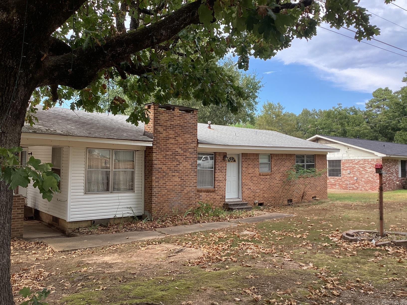 1612  Sunset Dr  Hope, AR
