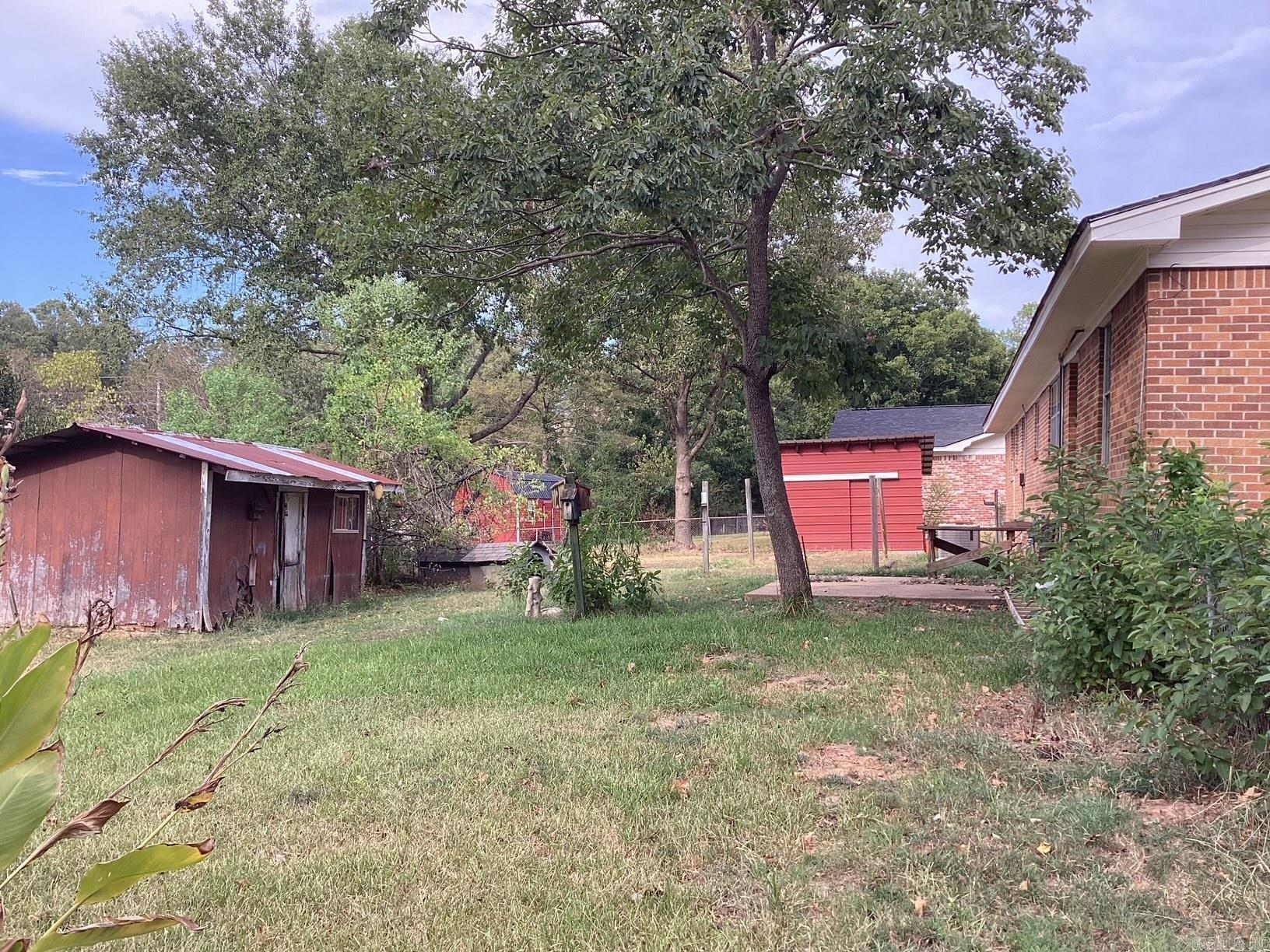 1612 Sunset Dr  Hope, AR