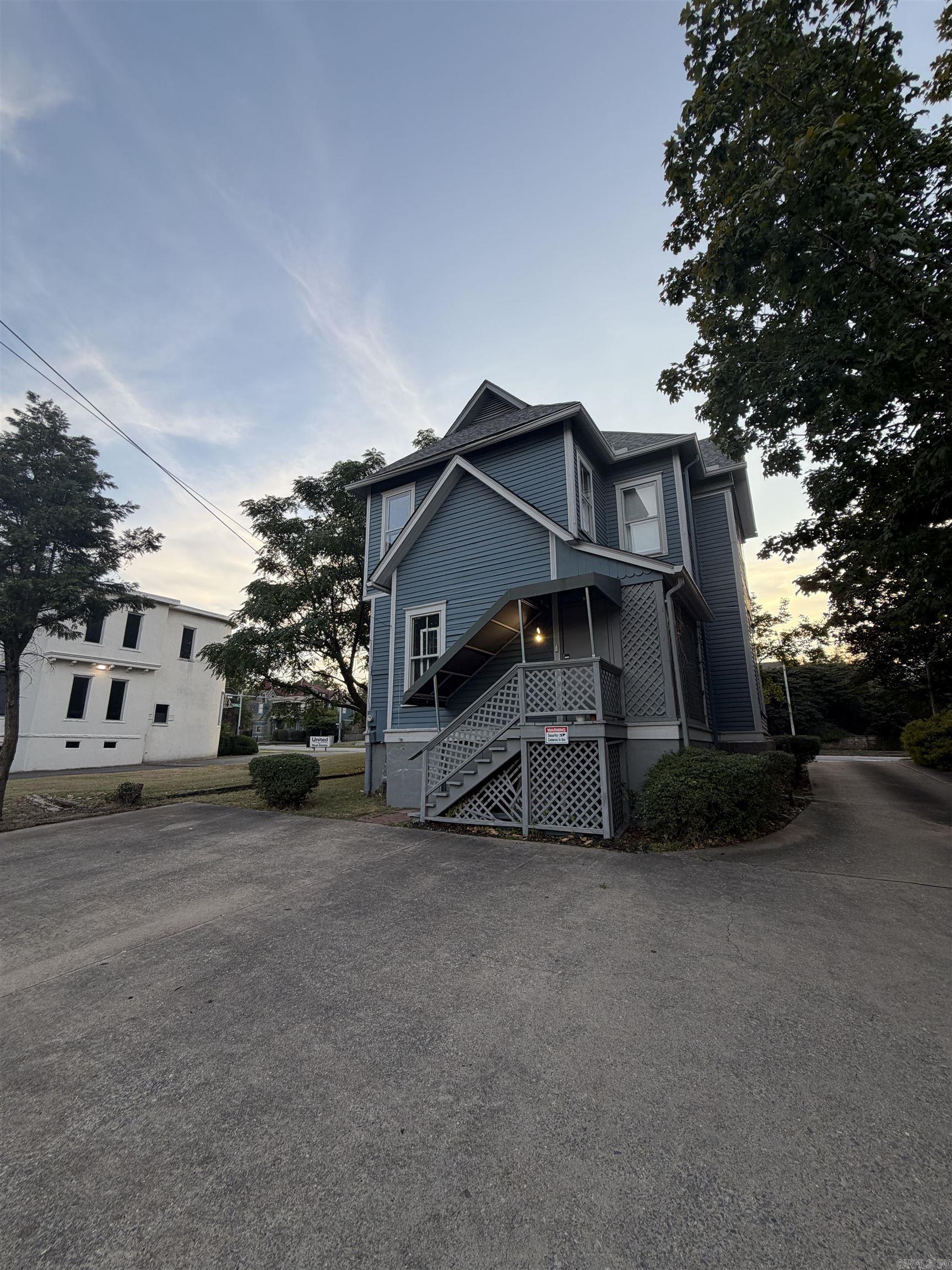 1311 S Broadway Street — photo 3
