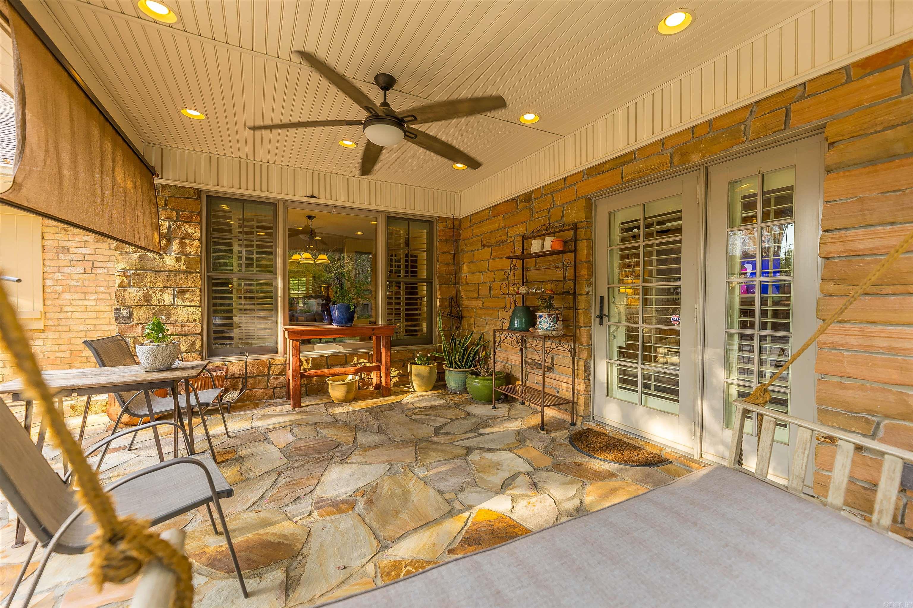 2319 W Oak Street El Dorado, AR 71730