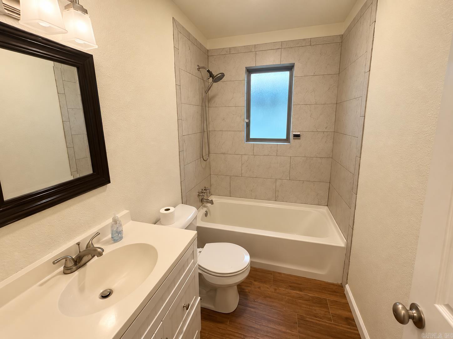 28 Meadowbrook — photo 4