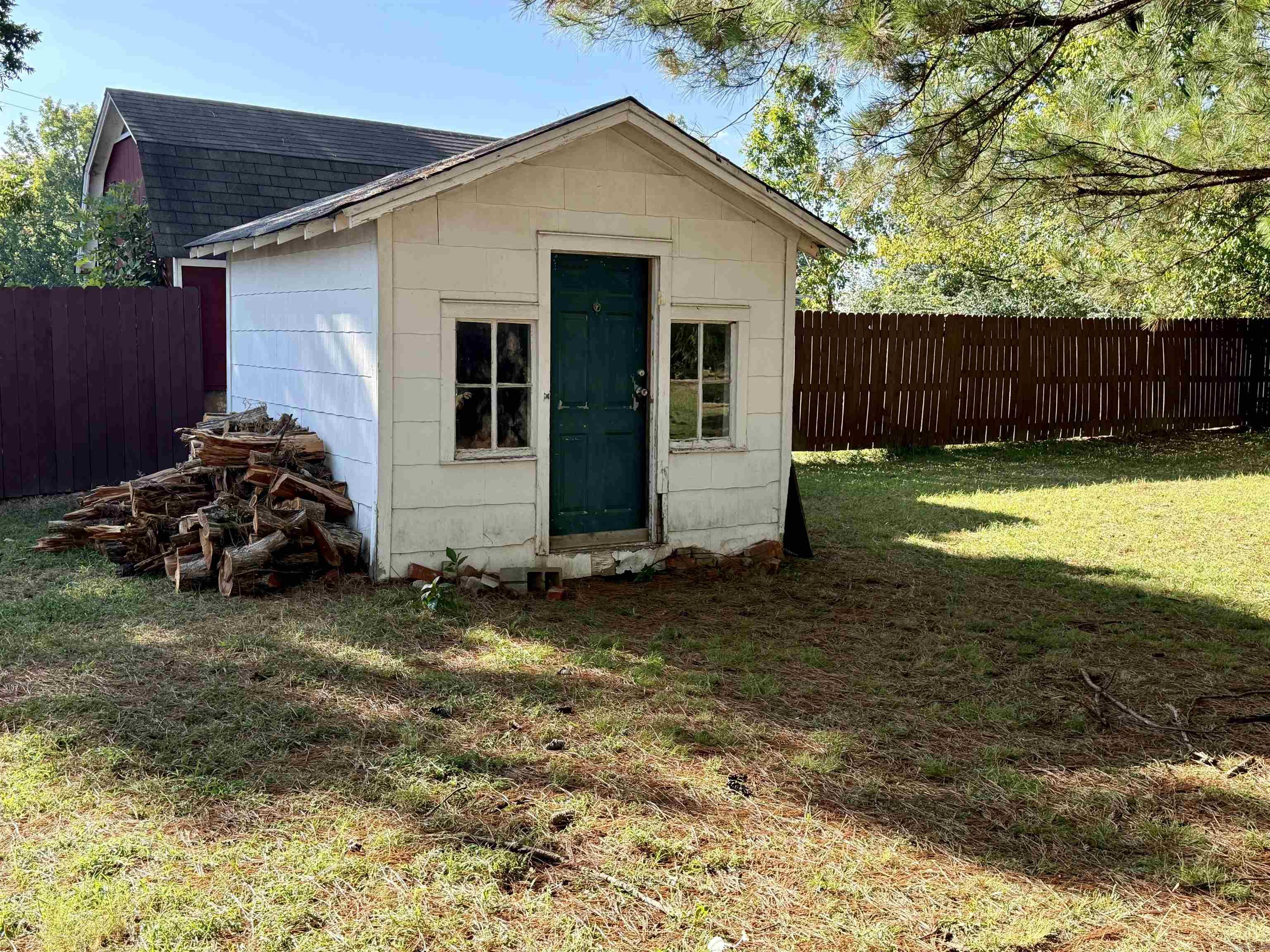 1001 N College  Clarksville, AR