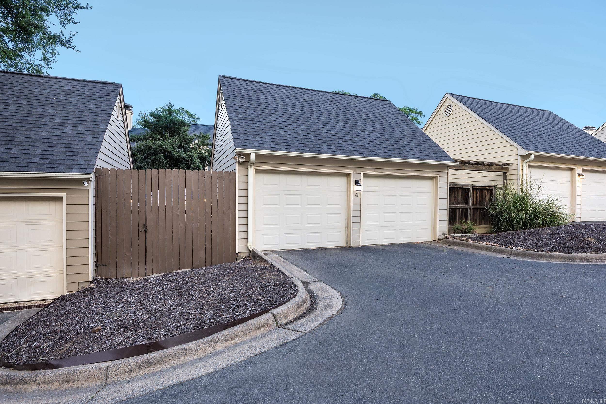 4 Windsor  Little Rock, AR
